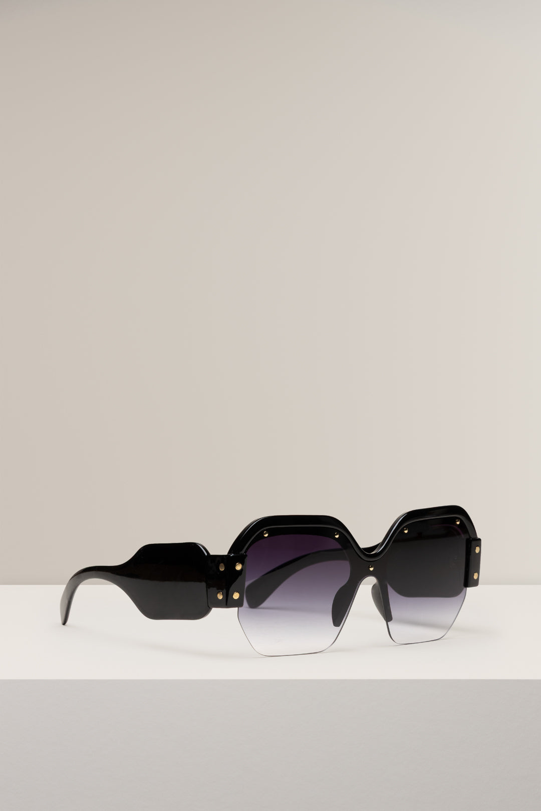 Amkhitha Stud Rim Sunglasses