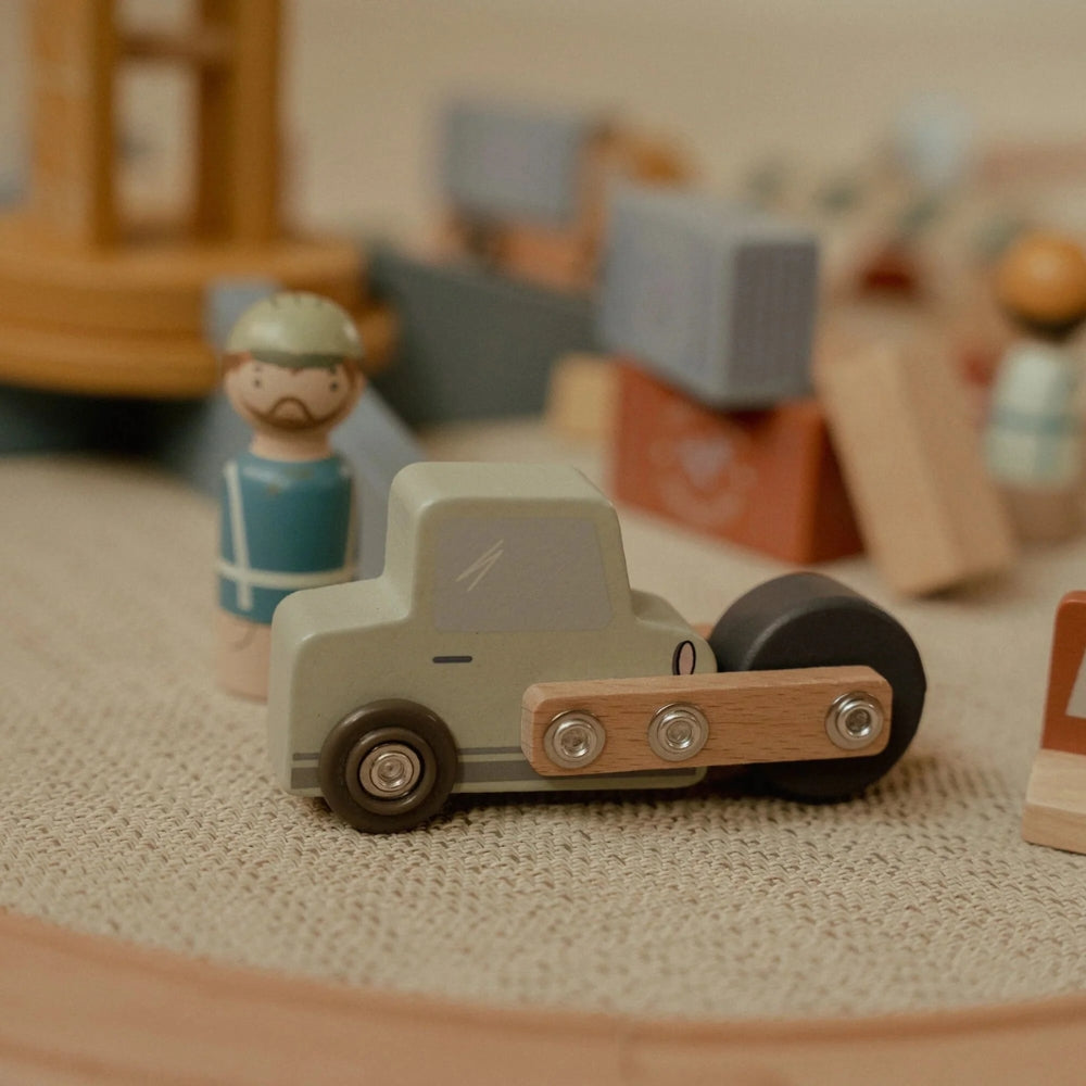 Little Dutch Wooden Crane Set