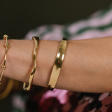Wavy Bangle