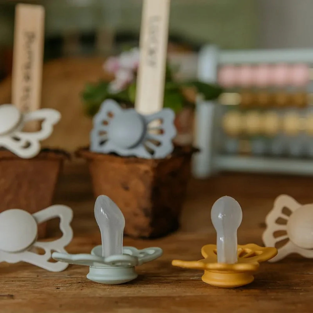 Frigg Anatomical Butterfly Silicone Pacifier