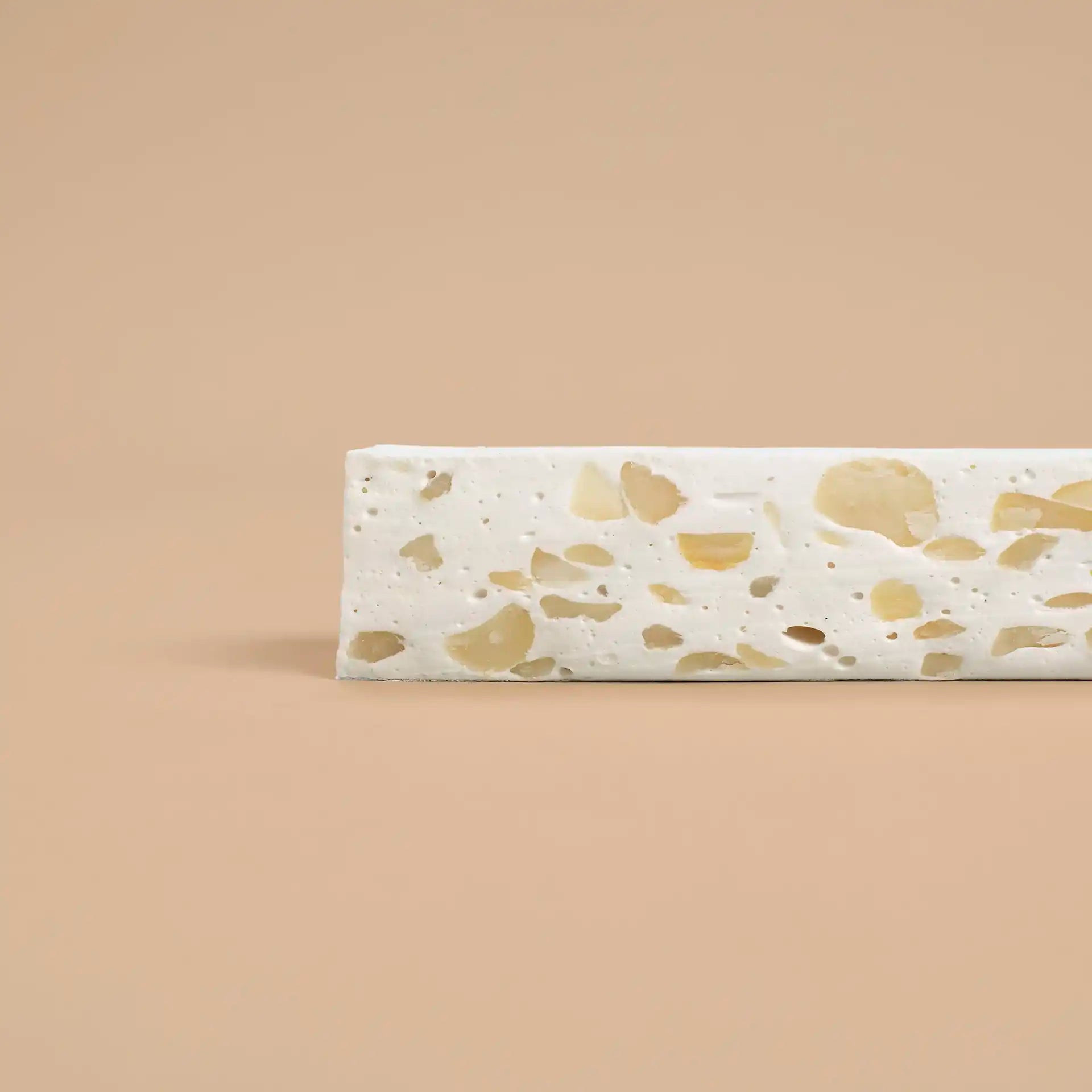 Macadamia Honey Nougat Bar (100g)