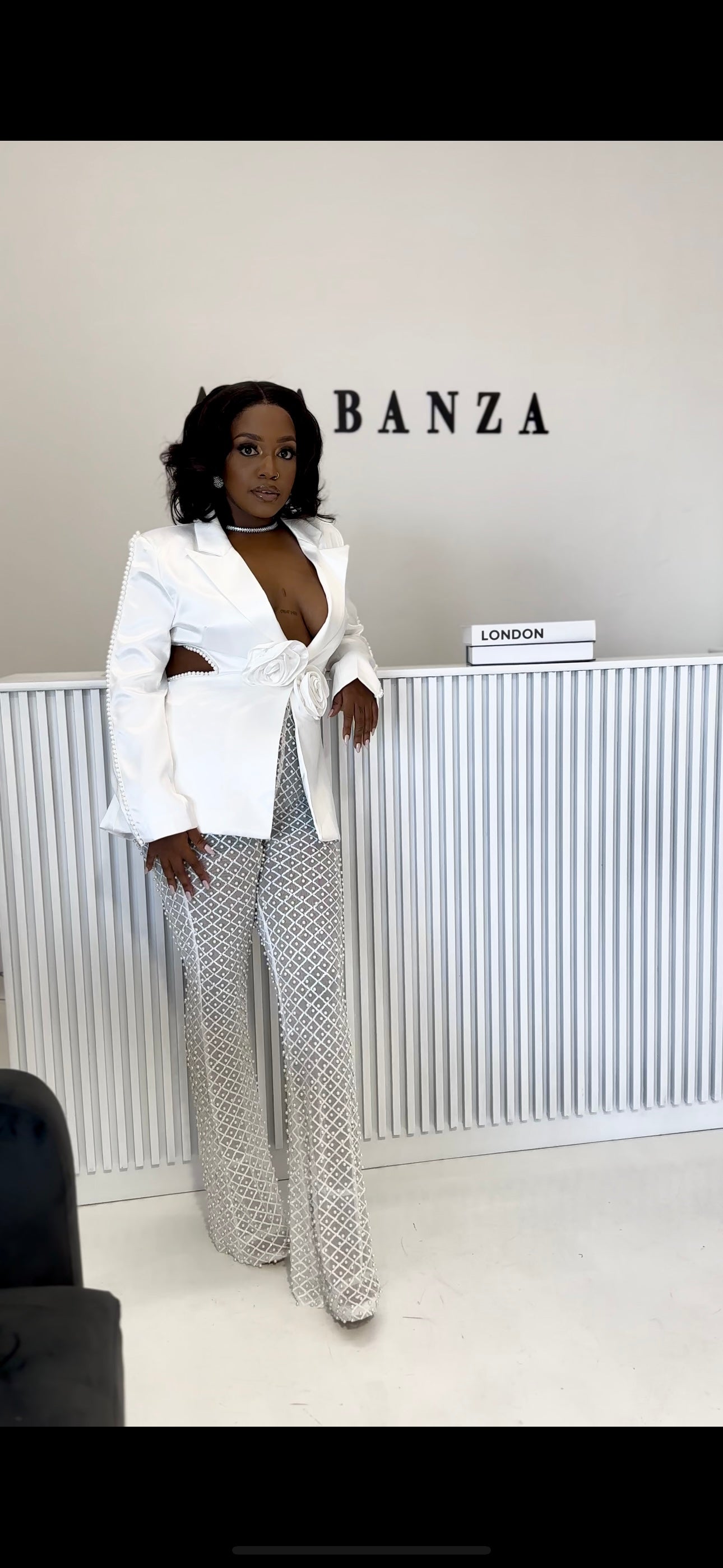 Stella White Suite