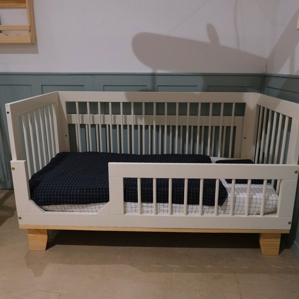 Woodinq Cot-to-Toddler Bed
