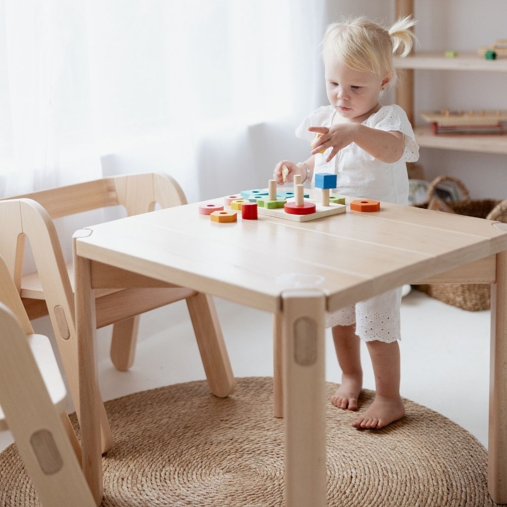 Little Zulik Connection Kids Table