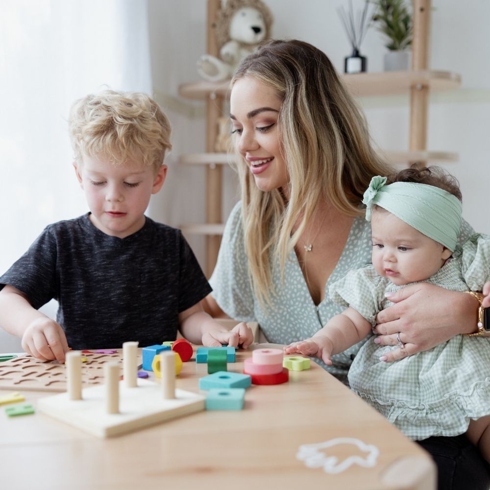 Little Zulik Connection Kids Table