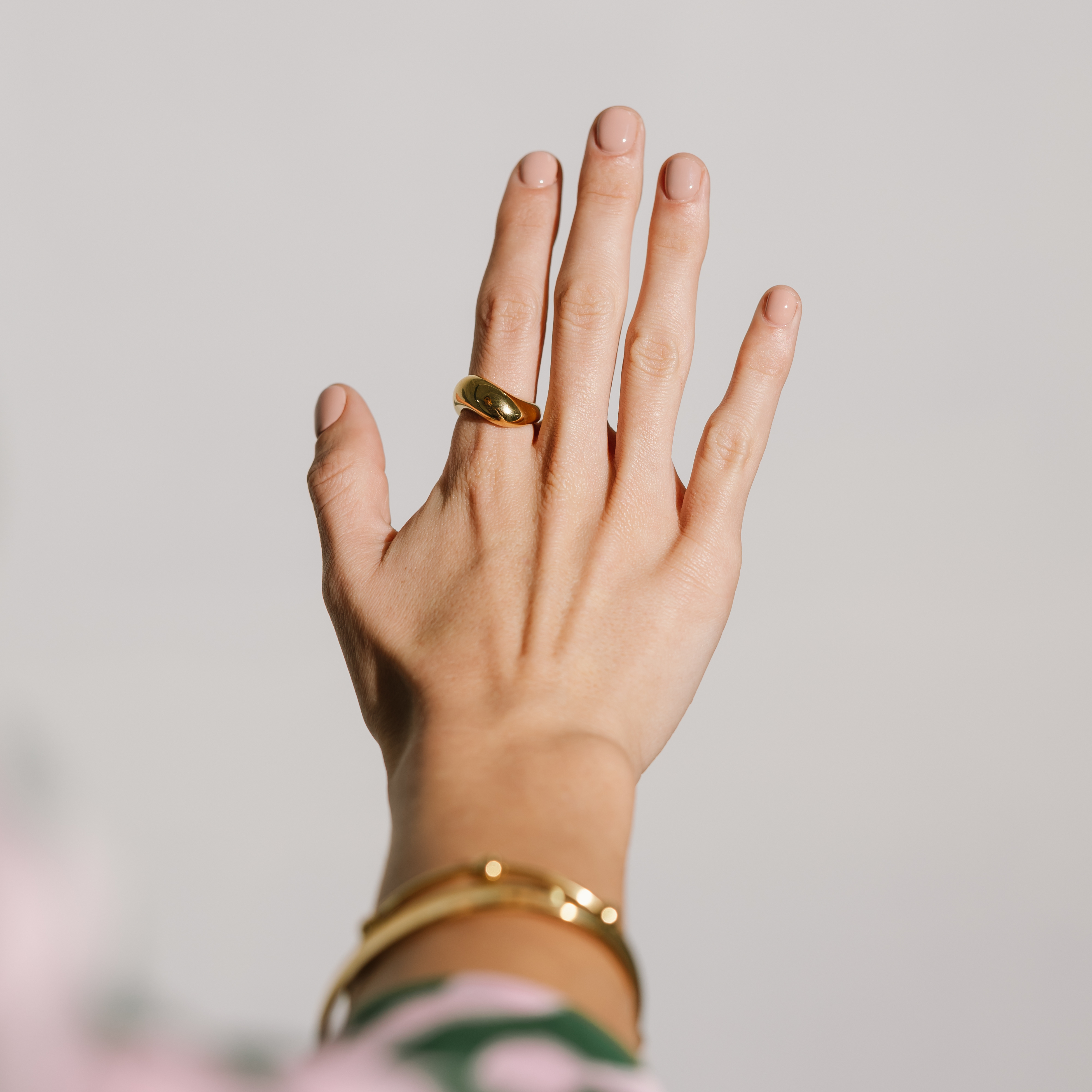Curve Ring