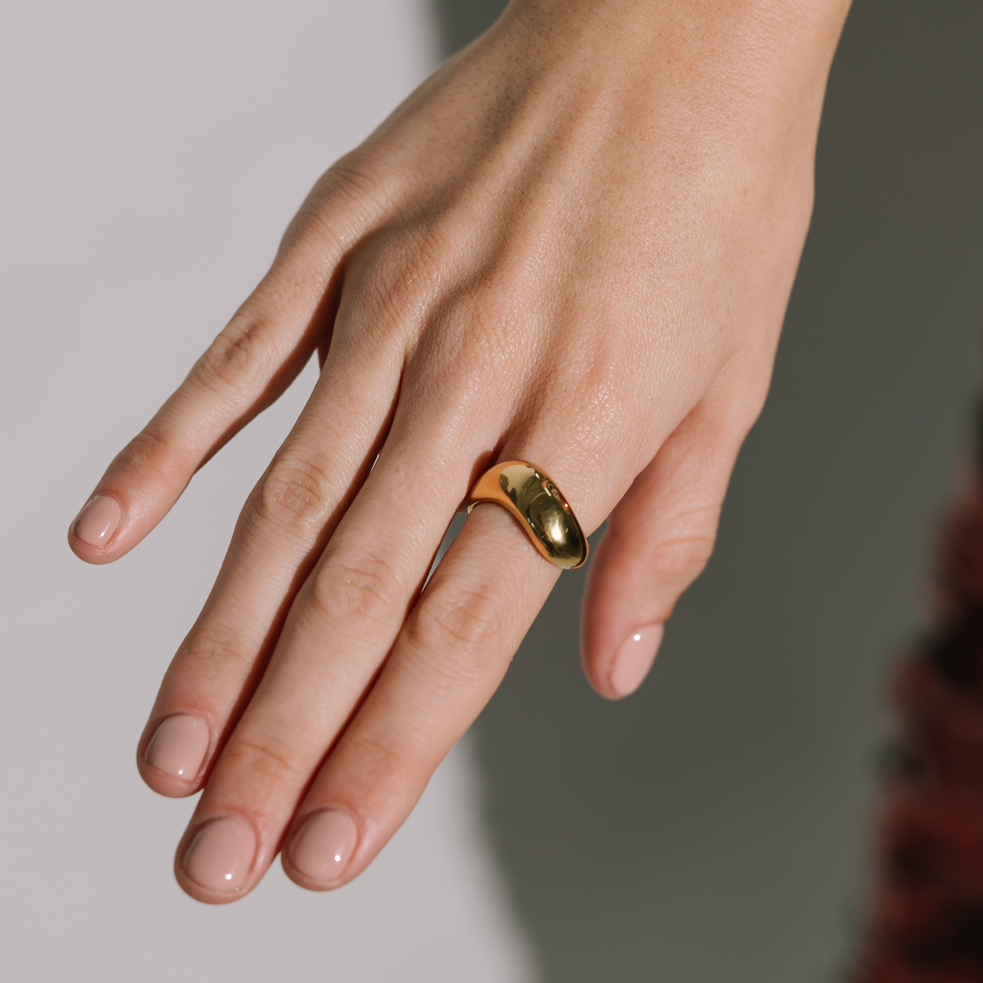 Curve Ring