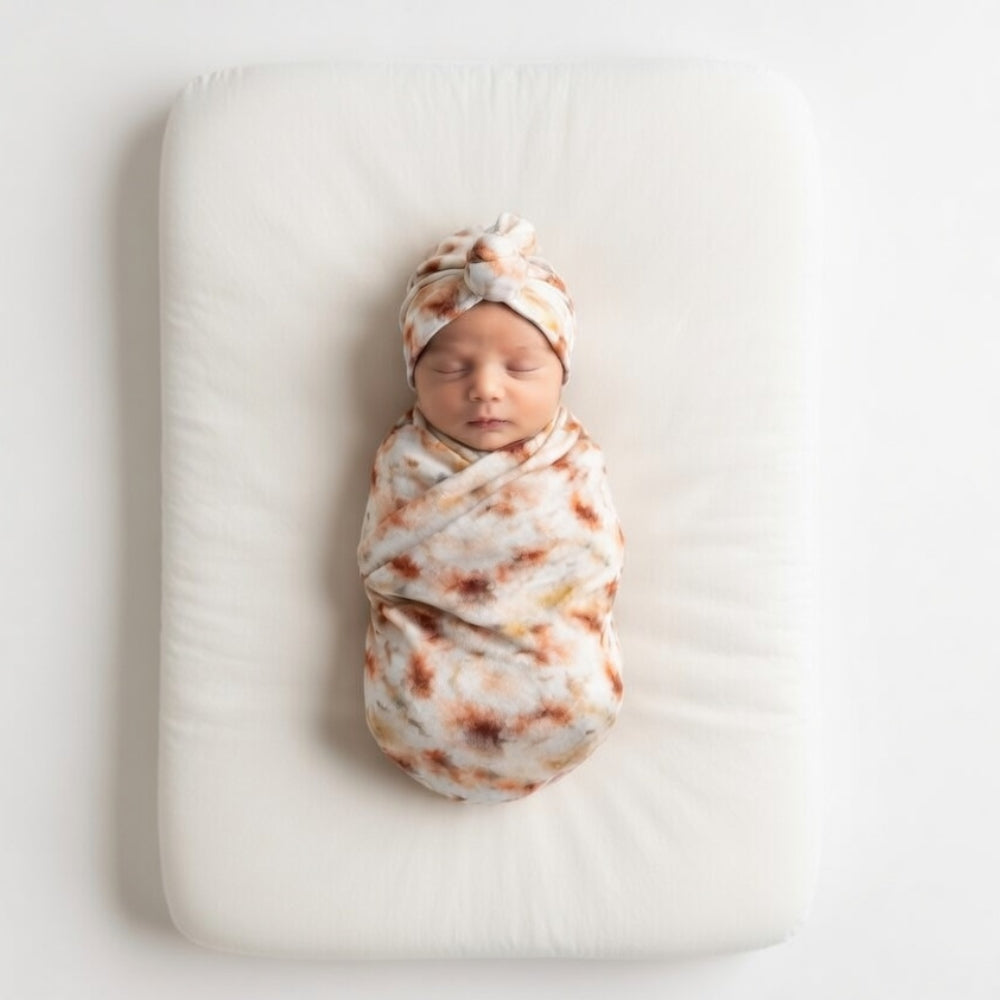 Aai Aai Baby Swaddle and Beanie Set