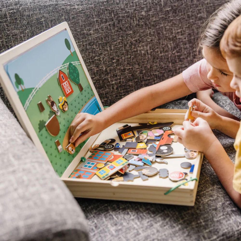 Melissa & Doug Magnetic Magic Picture Game