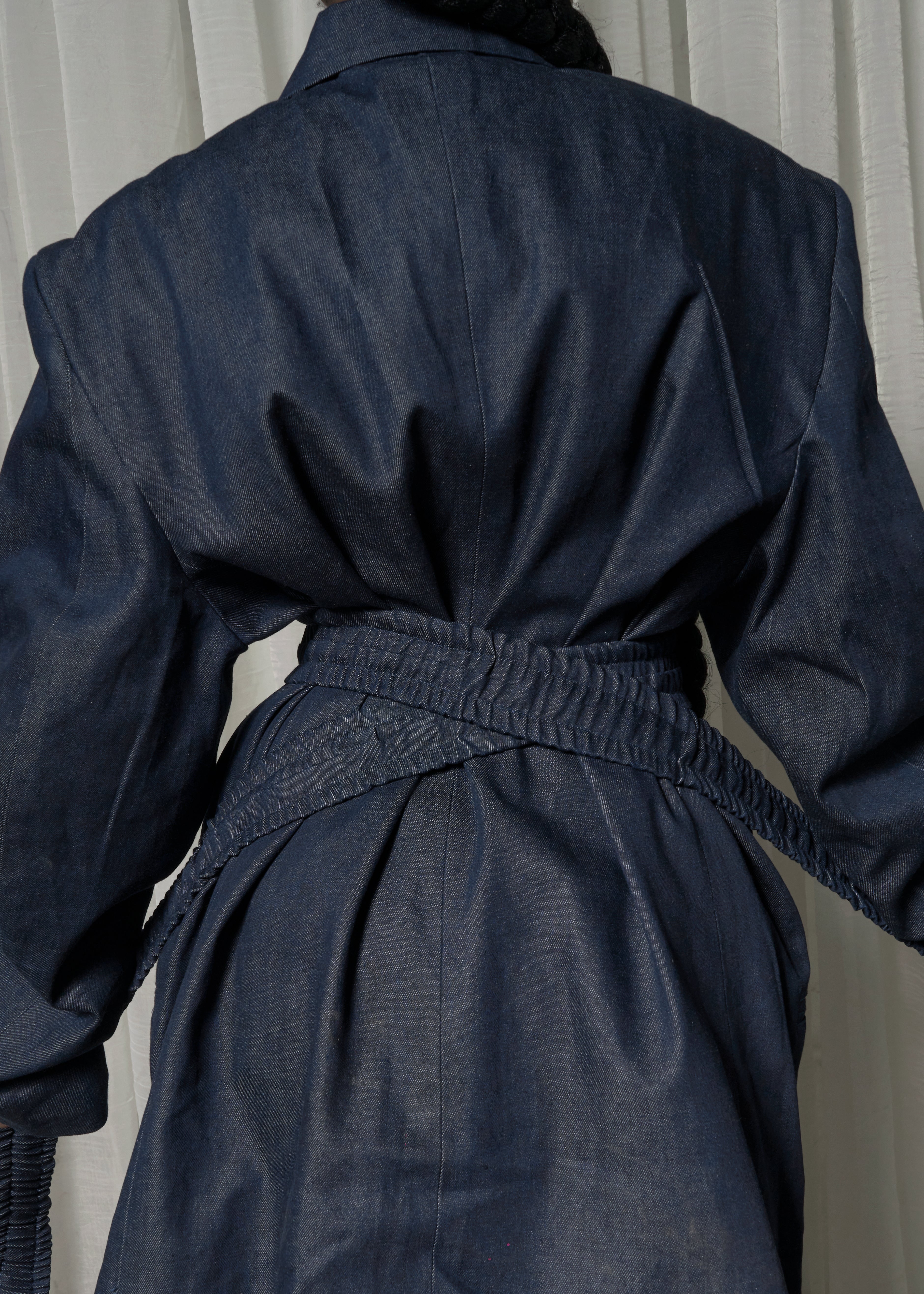 Elastic belt