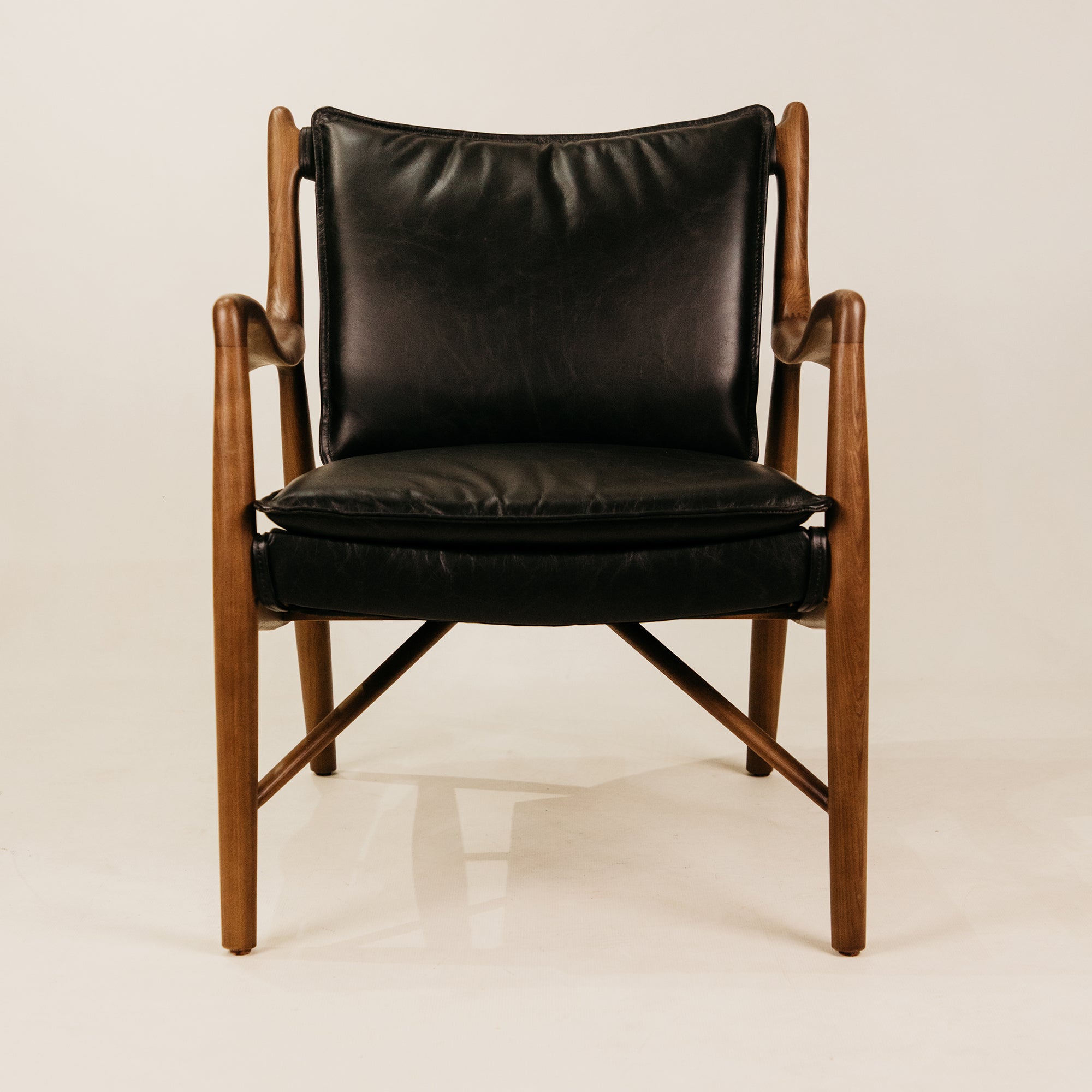 Athena Leisure Leather Chair – Black