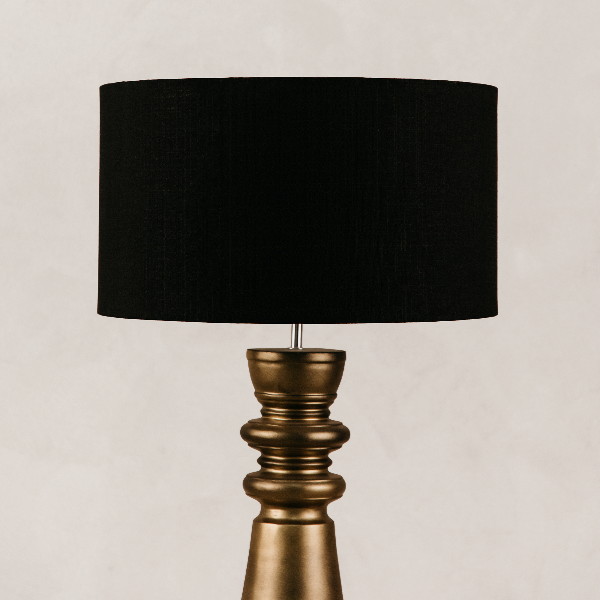 Bishop Table Lamp with Linen Shade – Gold
