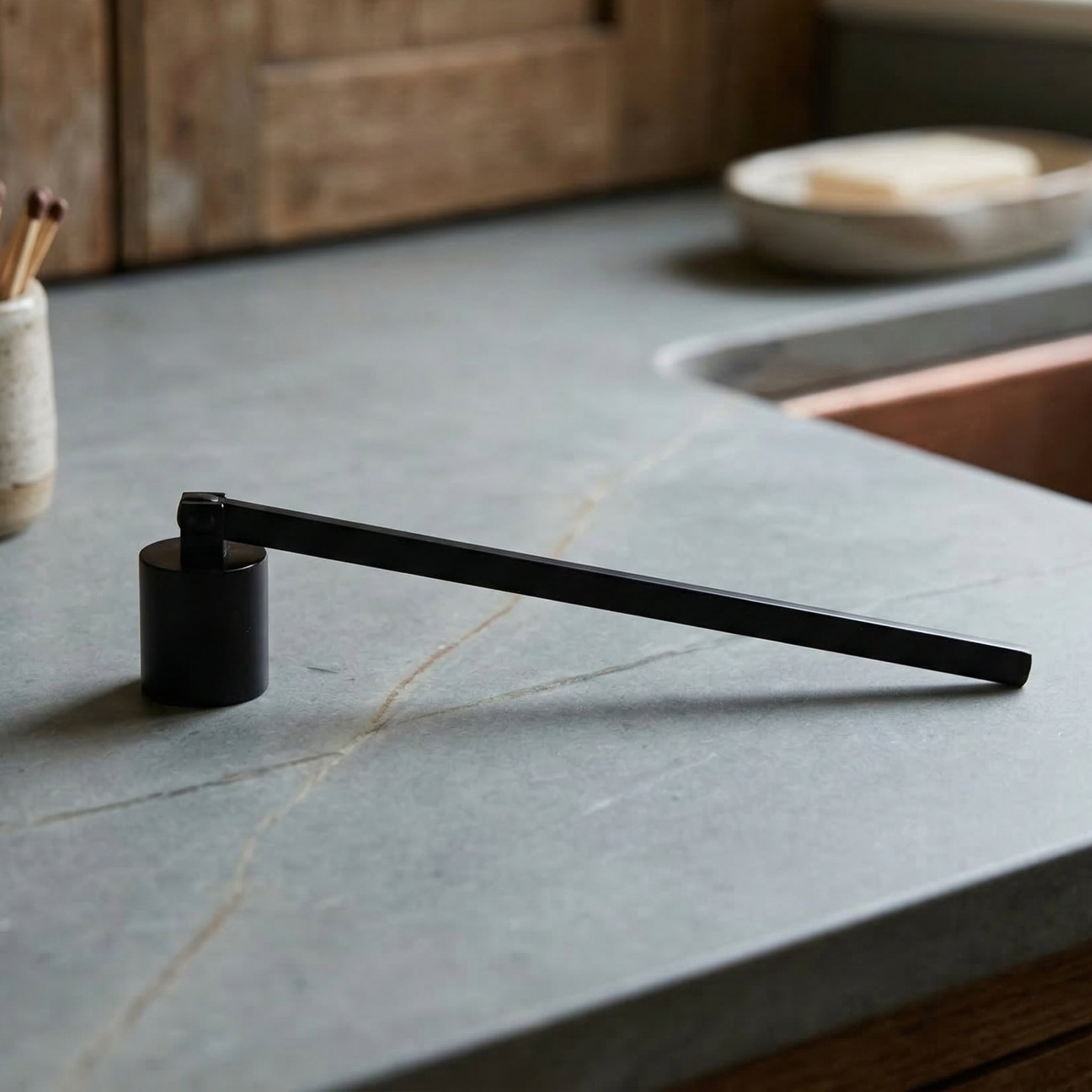 Black Snuffer