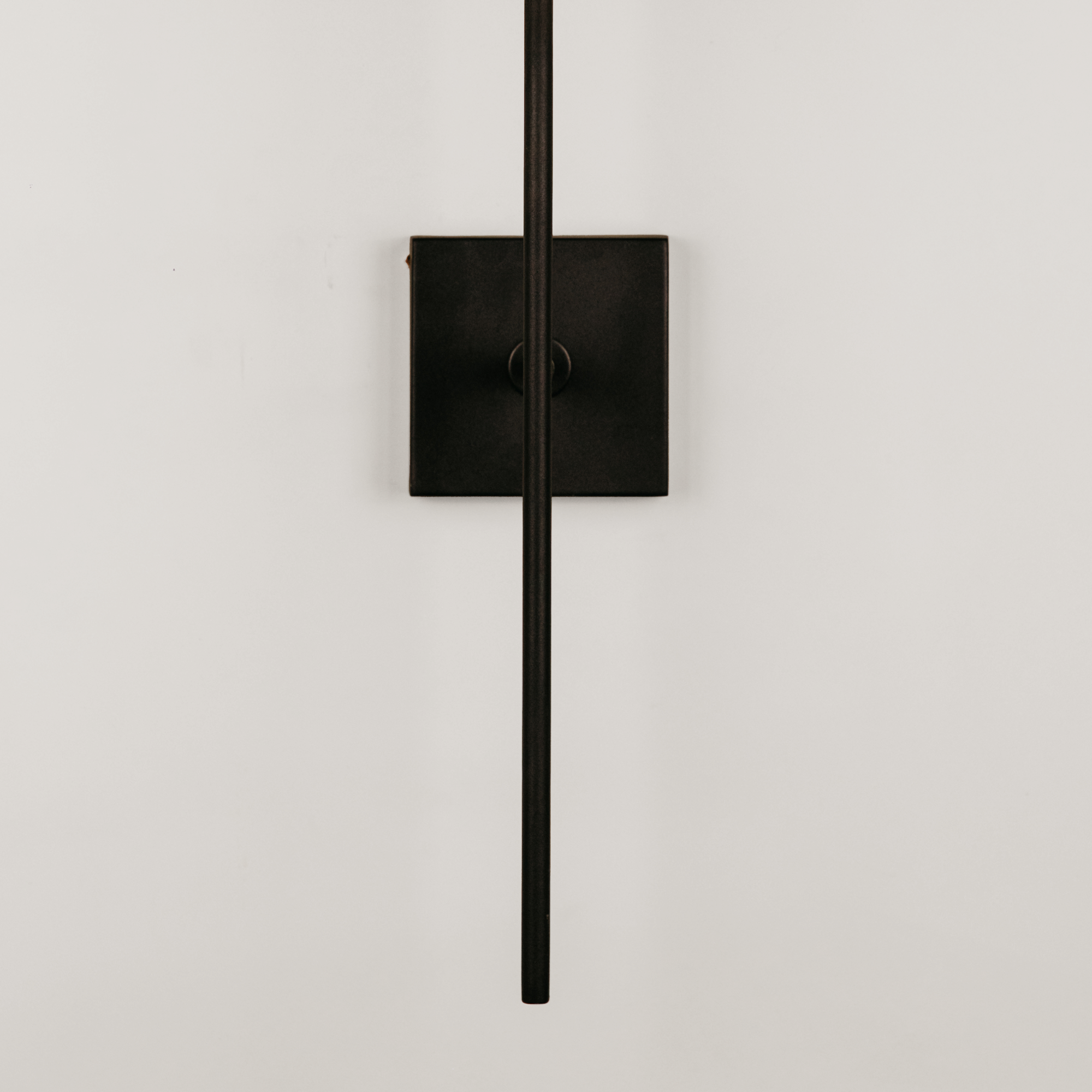 Bongo Wall Light with Jute Shade – Black