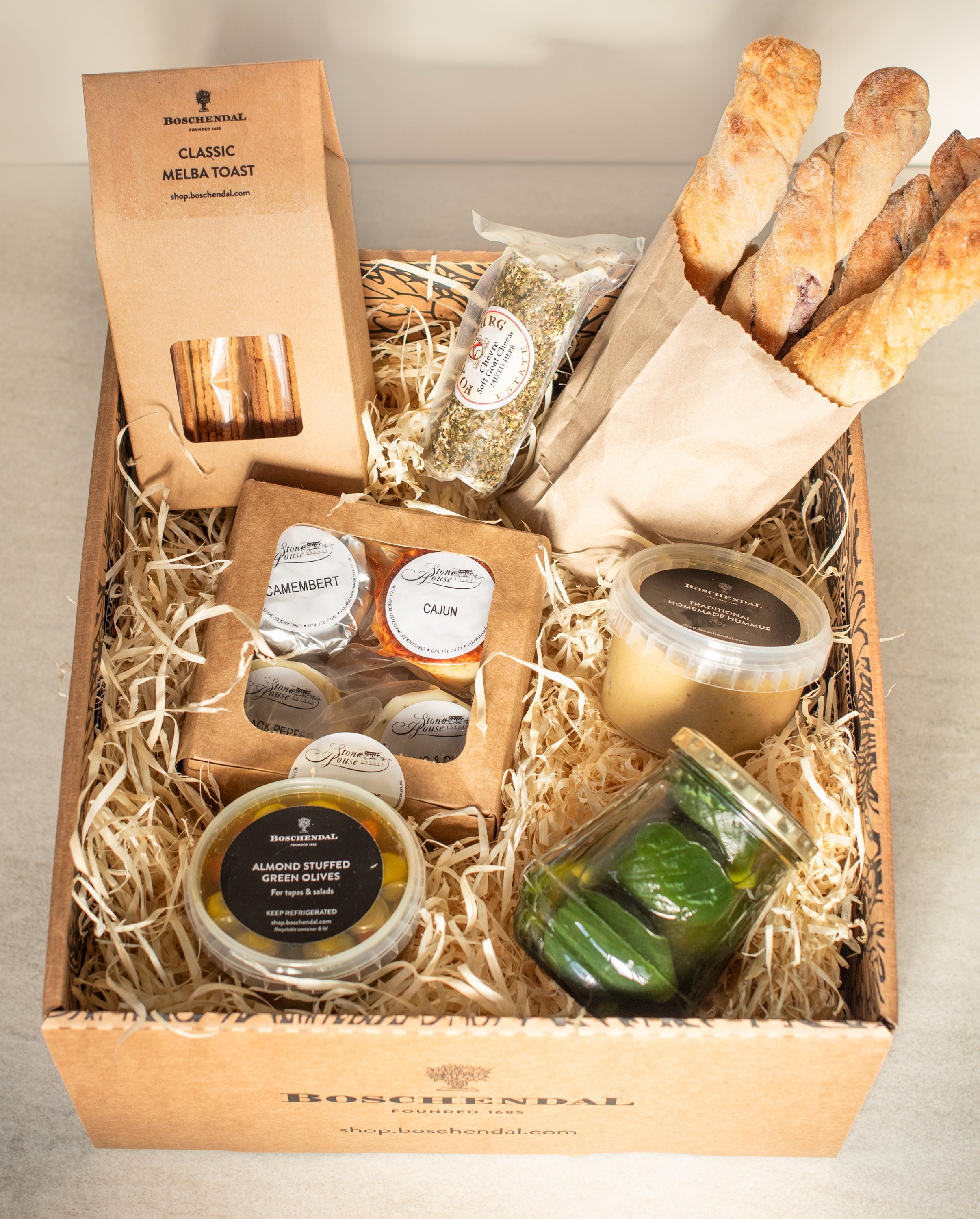 Assorted Cheese Platter & Boschendal 1685 Chardonnay Pairing Bundle