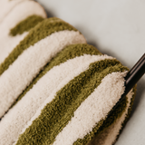 Cosy Geo Rice Velvet Throw – Green