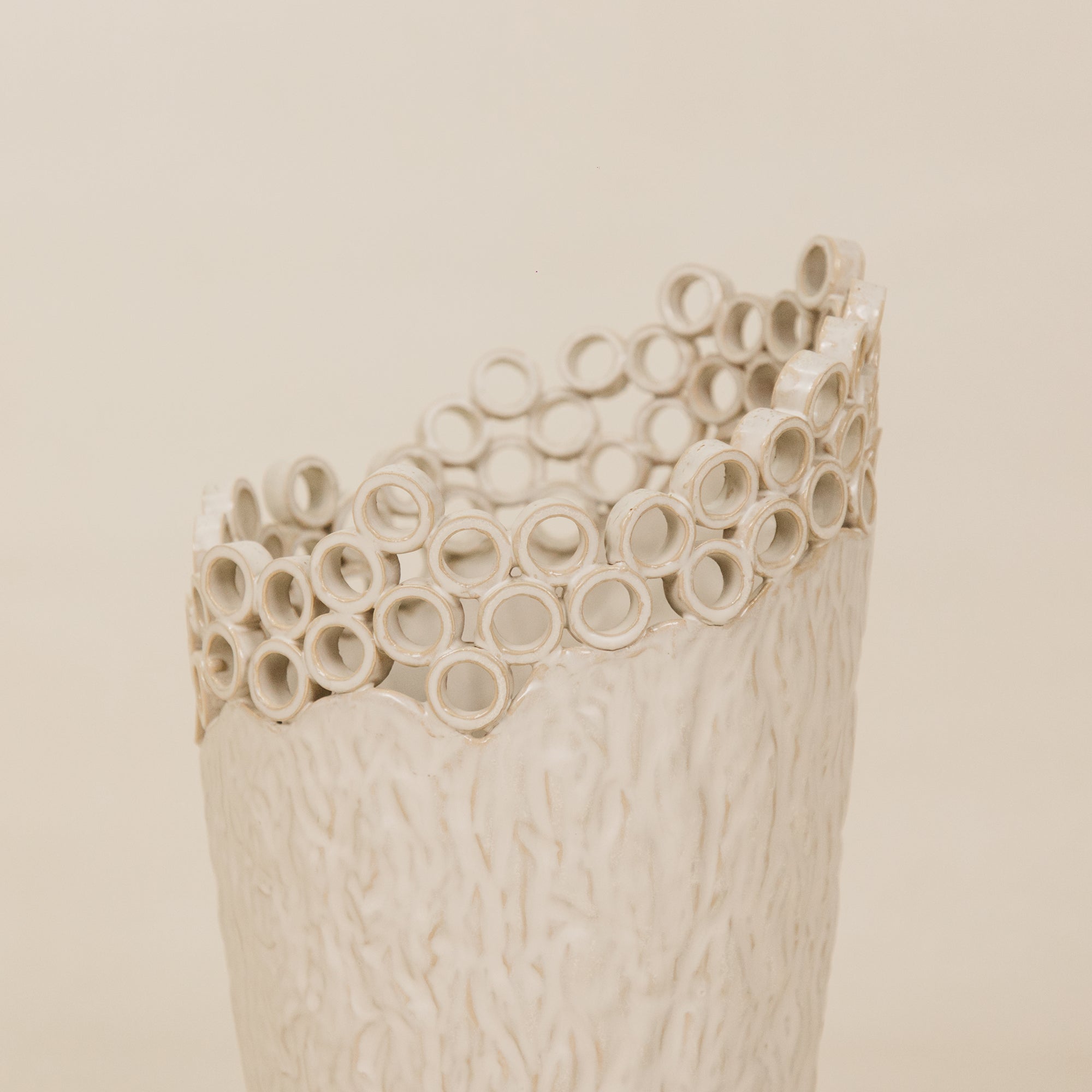 Cypra Large Vase – Cream