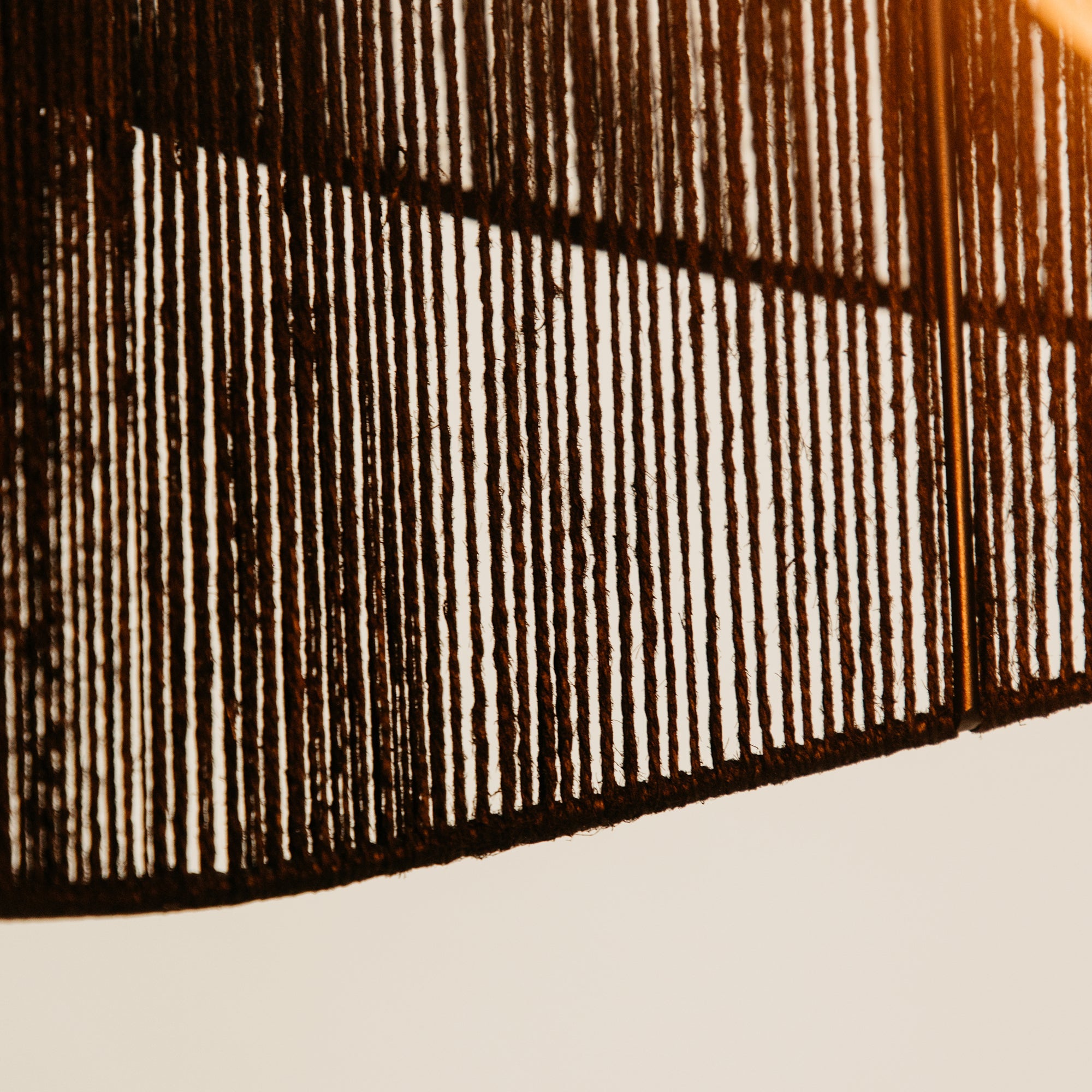 Contour Jute Pendant – Black
