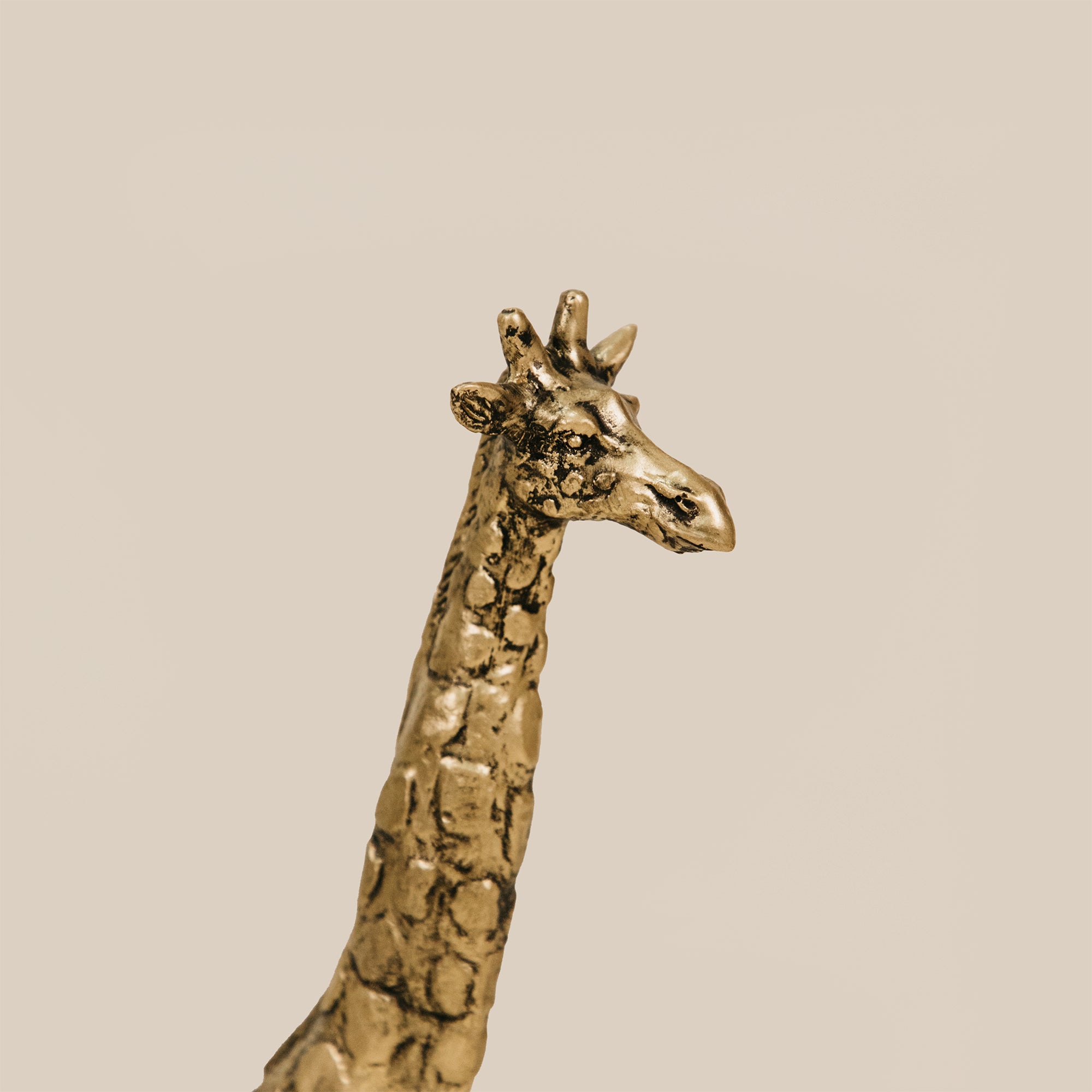 Gira Sculpture – Gold