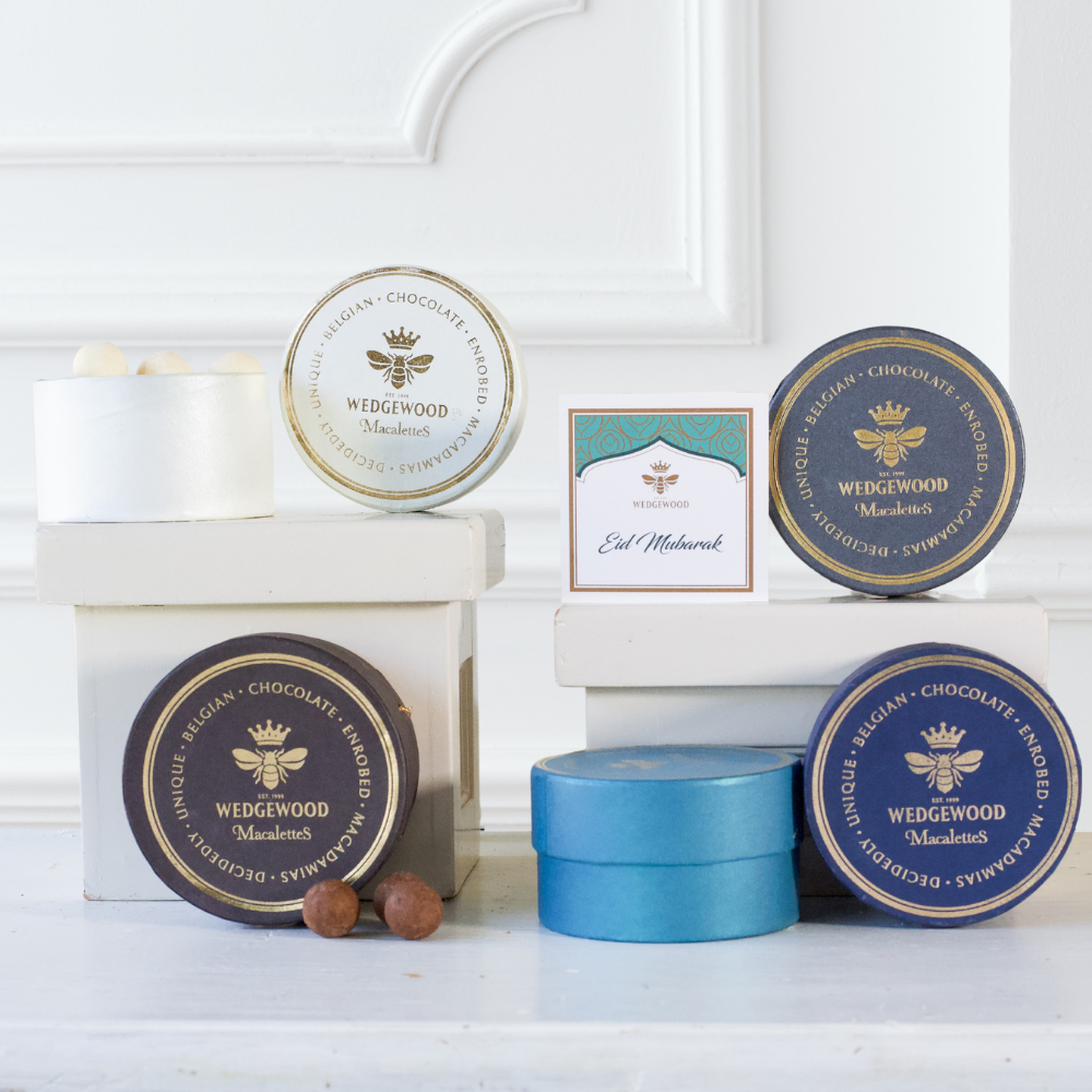 Milk Belgian Chocolate & Sea Salt Wedgewood Macalette Hat Box (Next Day Delivery Product)