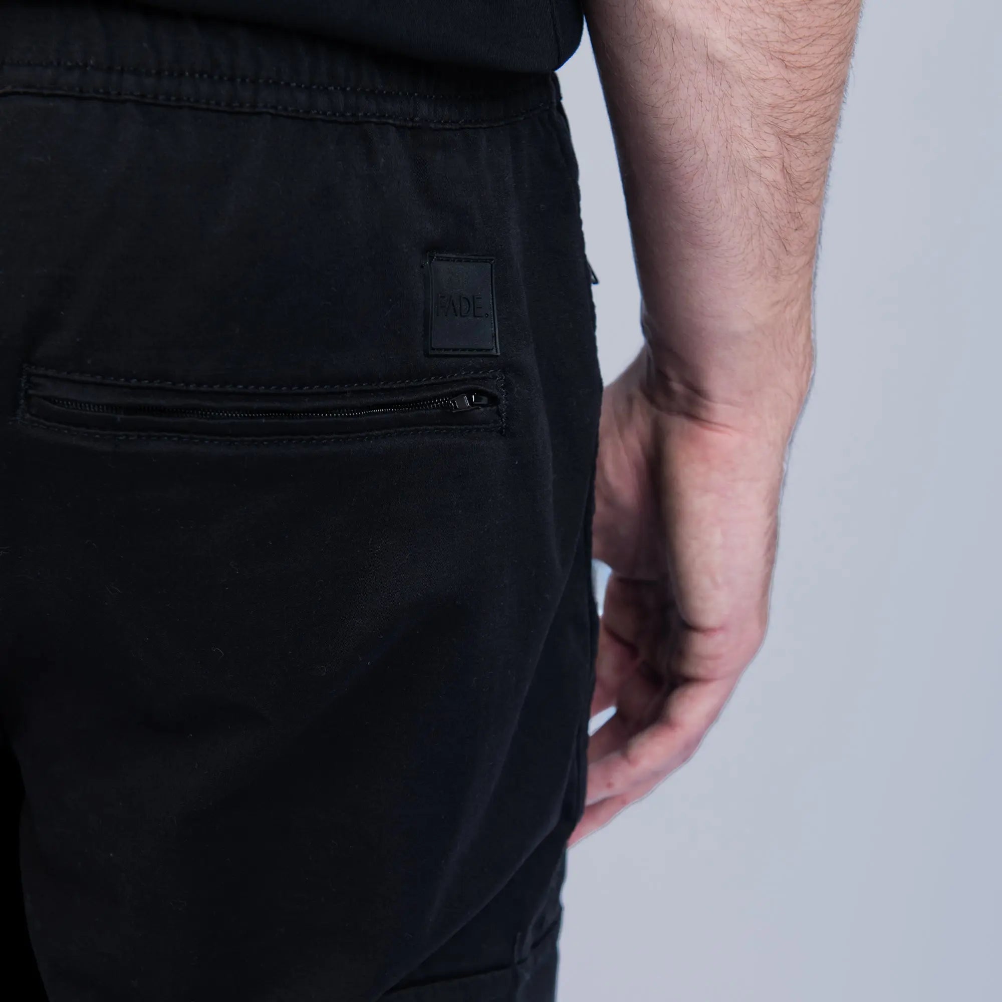 Essential Cargo Pants Black