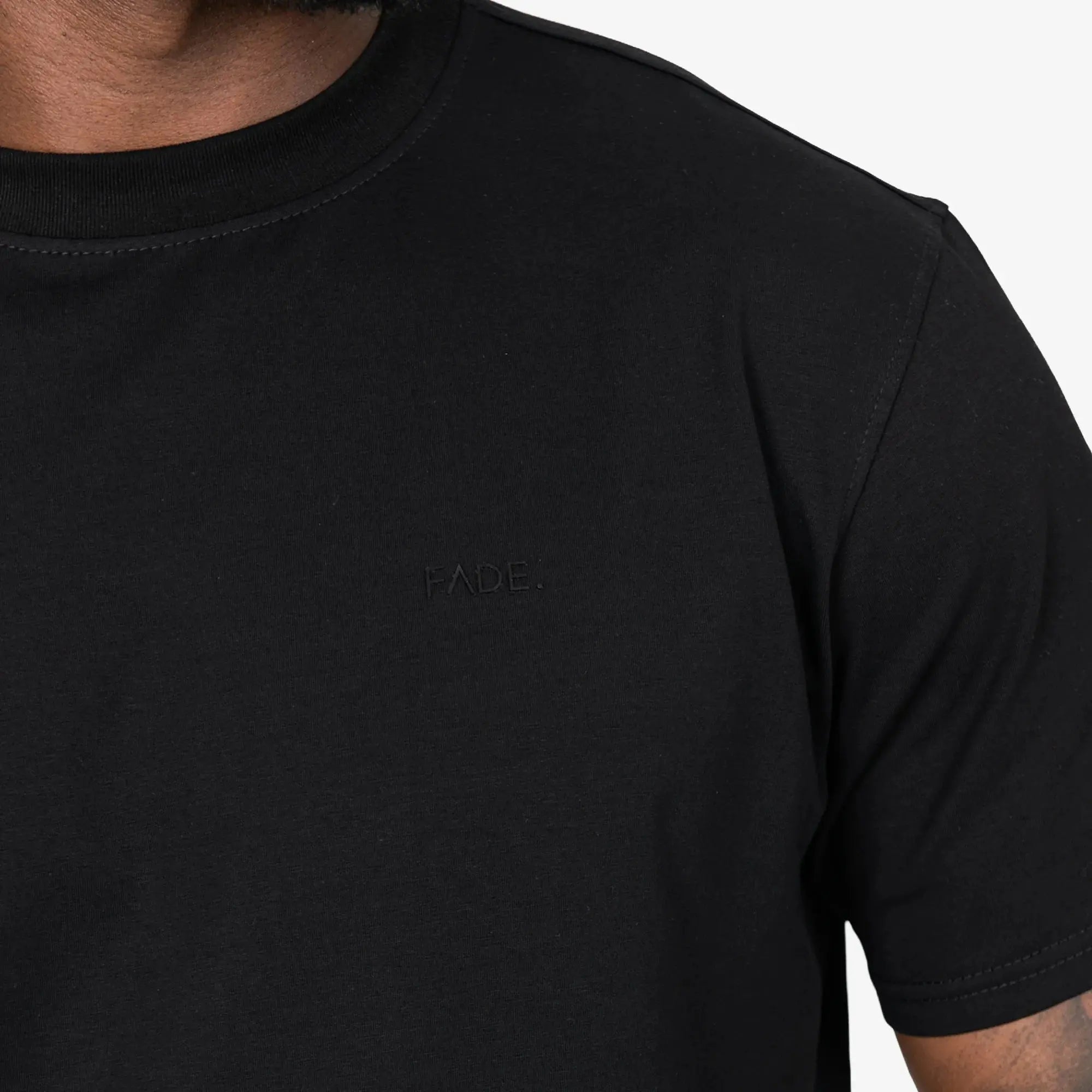 Essential Slim Fit T-Shirt Black