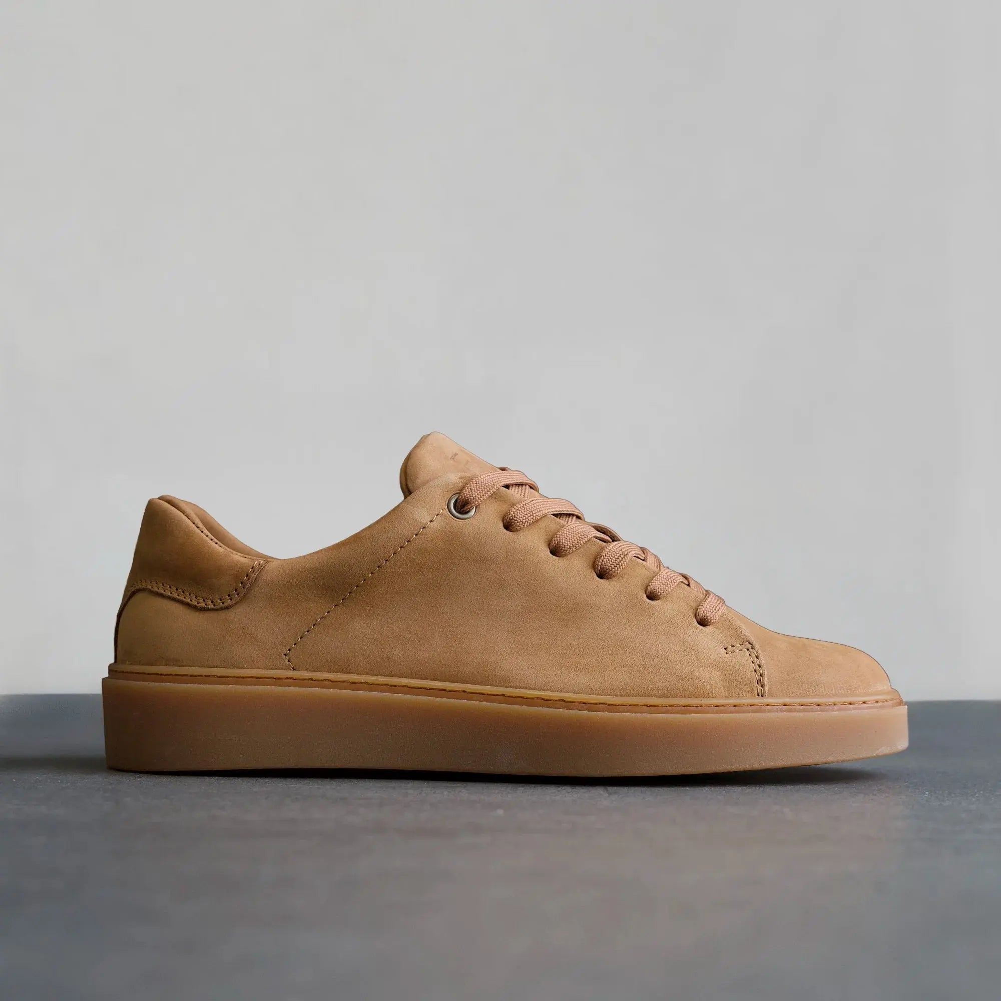 Essential Sneaker Nubuck Tan