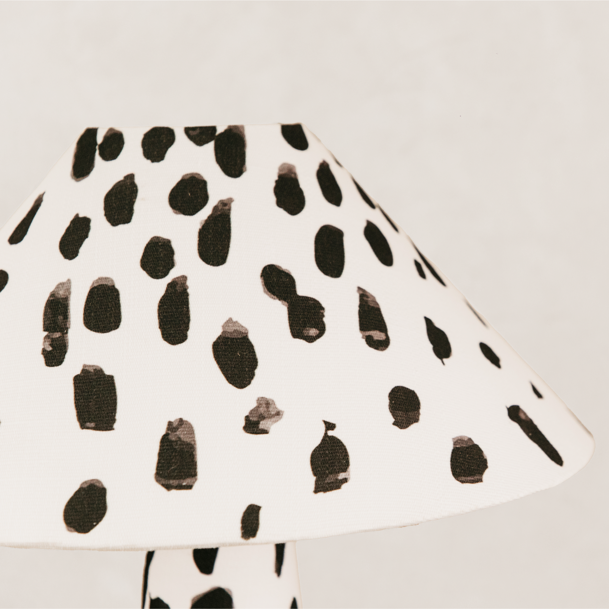 Swallow Bank Table Lamp