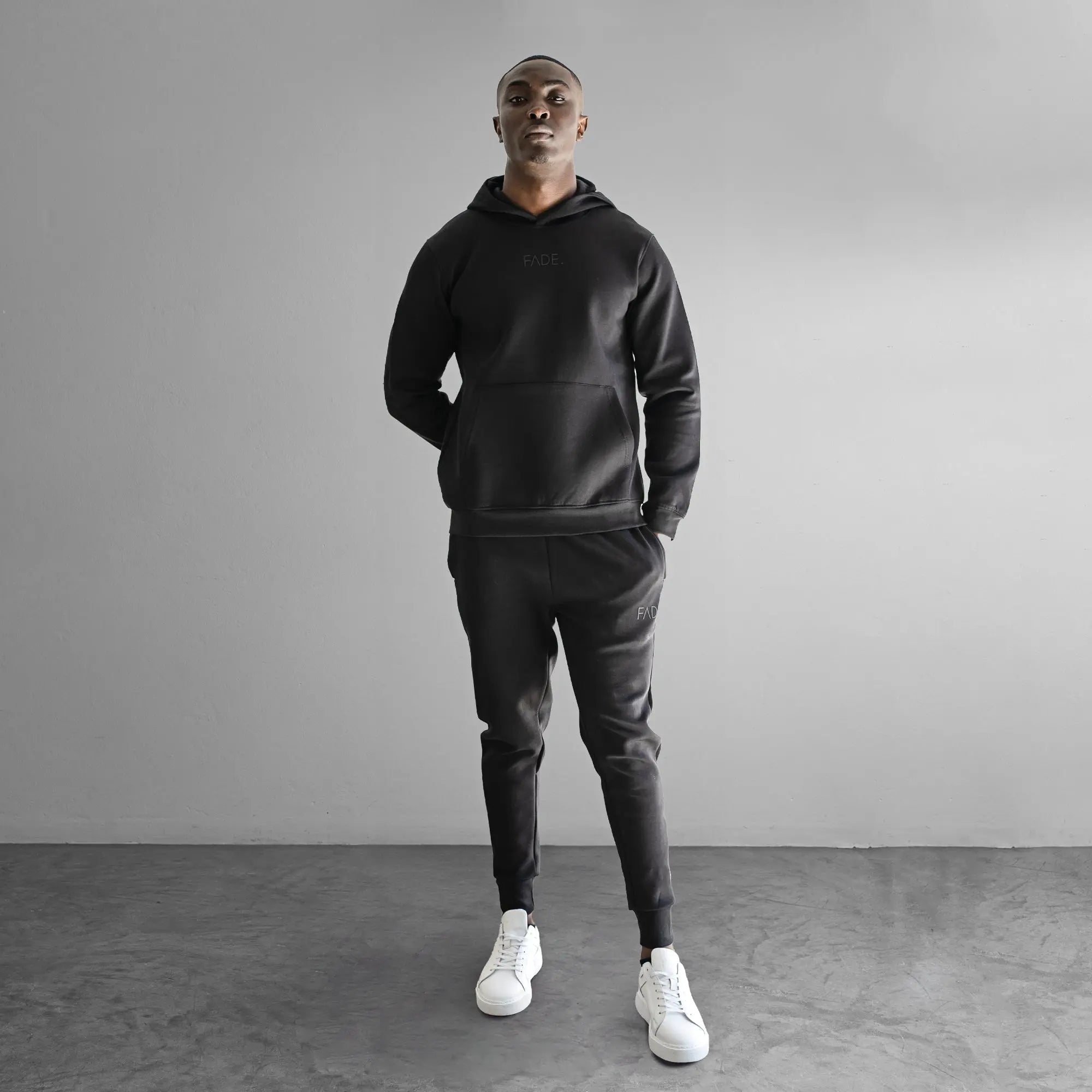 Essential Hooded Sweatshirt Black