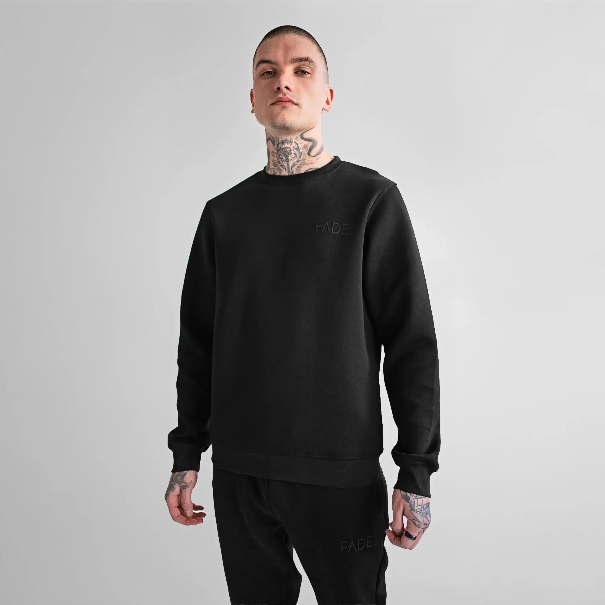 Essential Sweatshirt Black