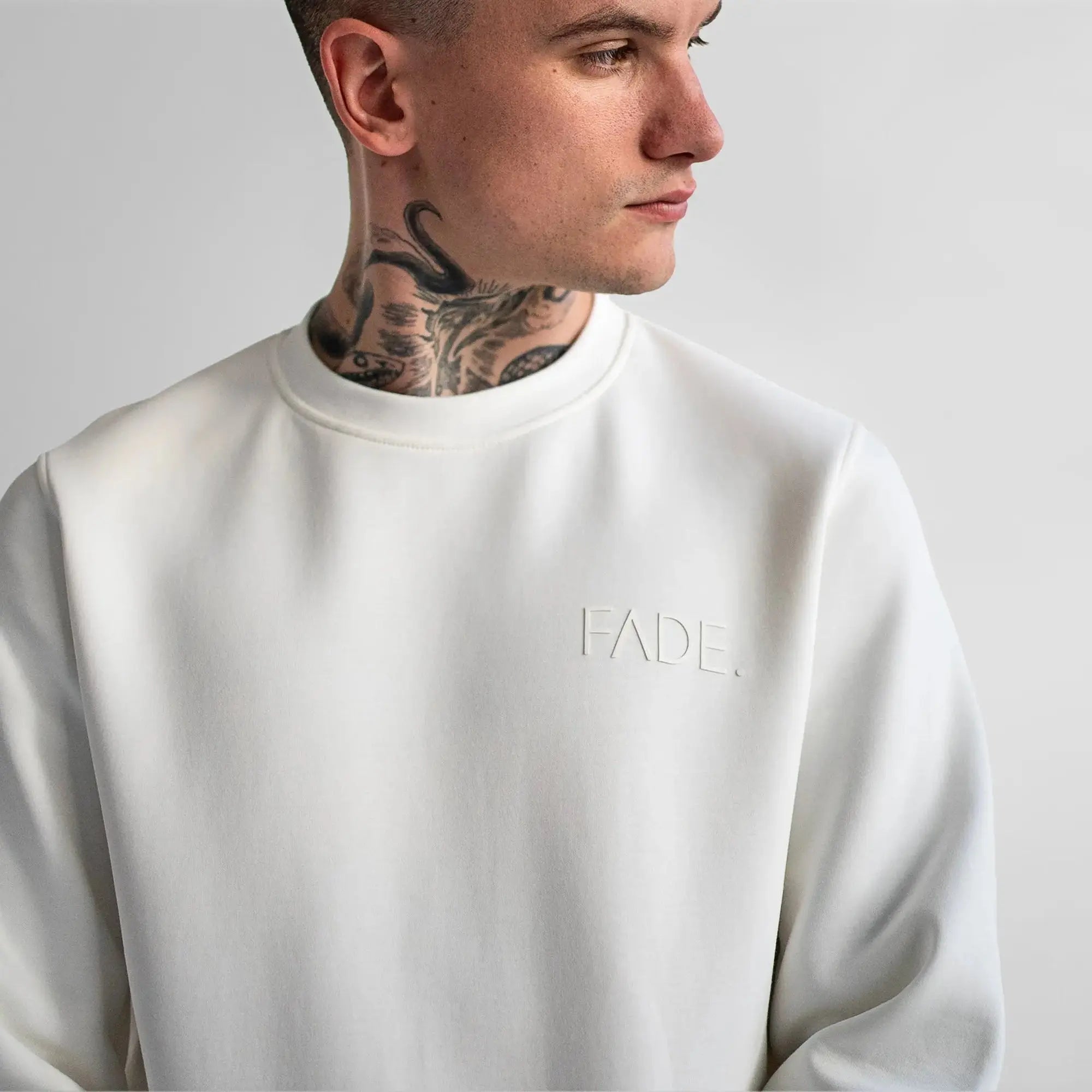 Essential Sweatshirt Off-White