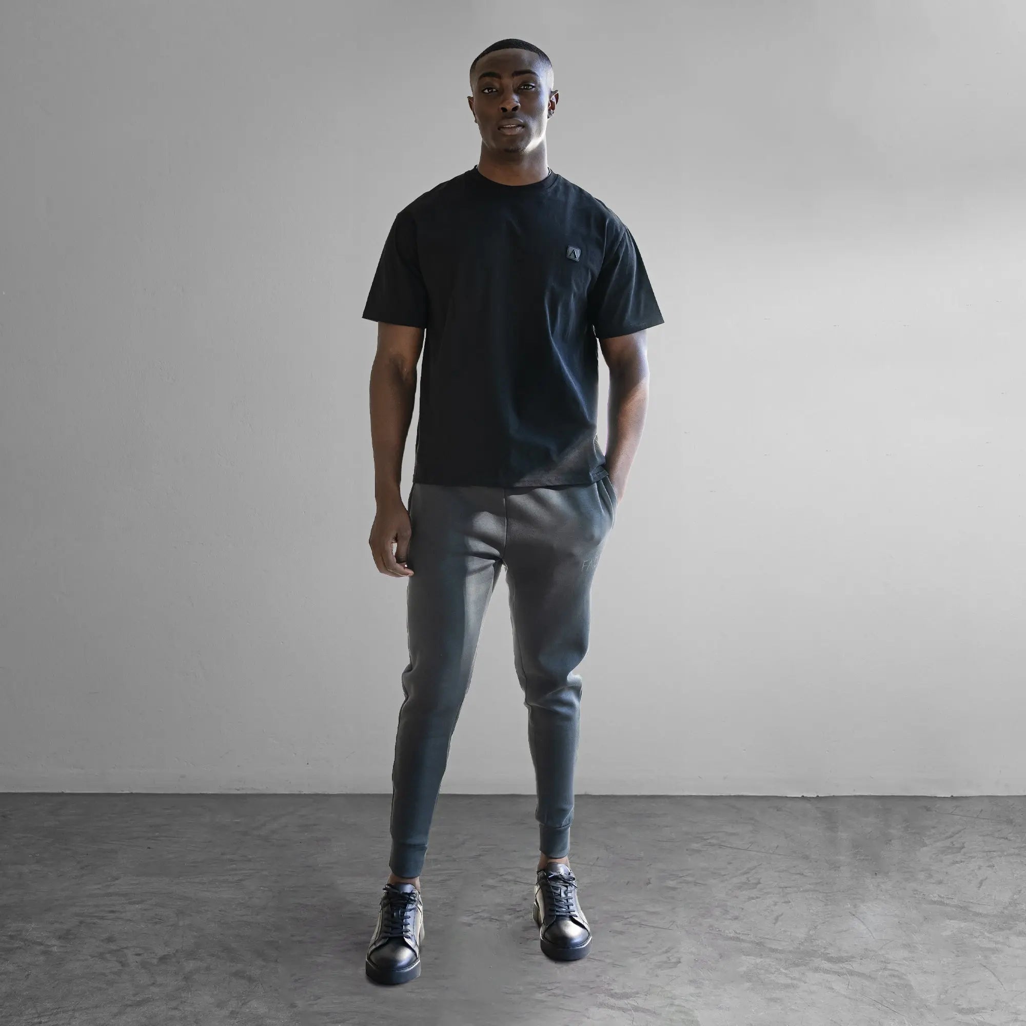 Iconic Boxy Fit T-Shirt Black