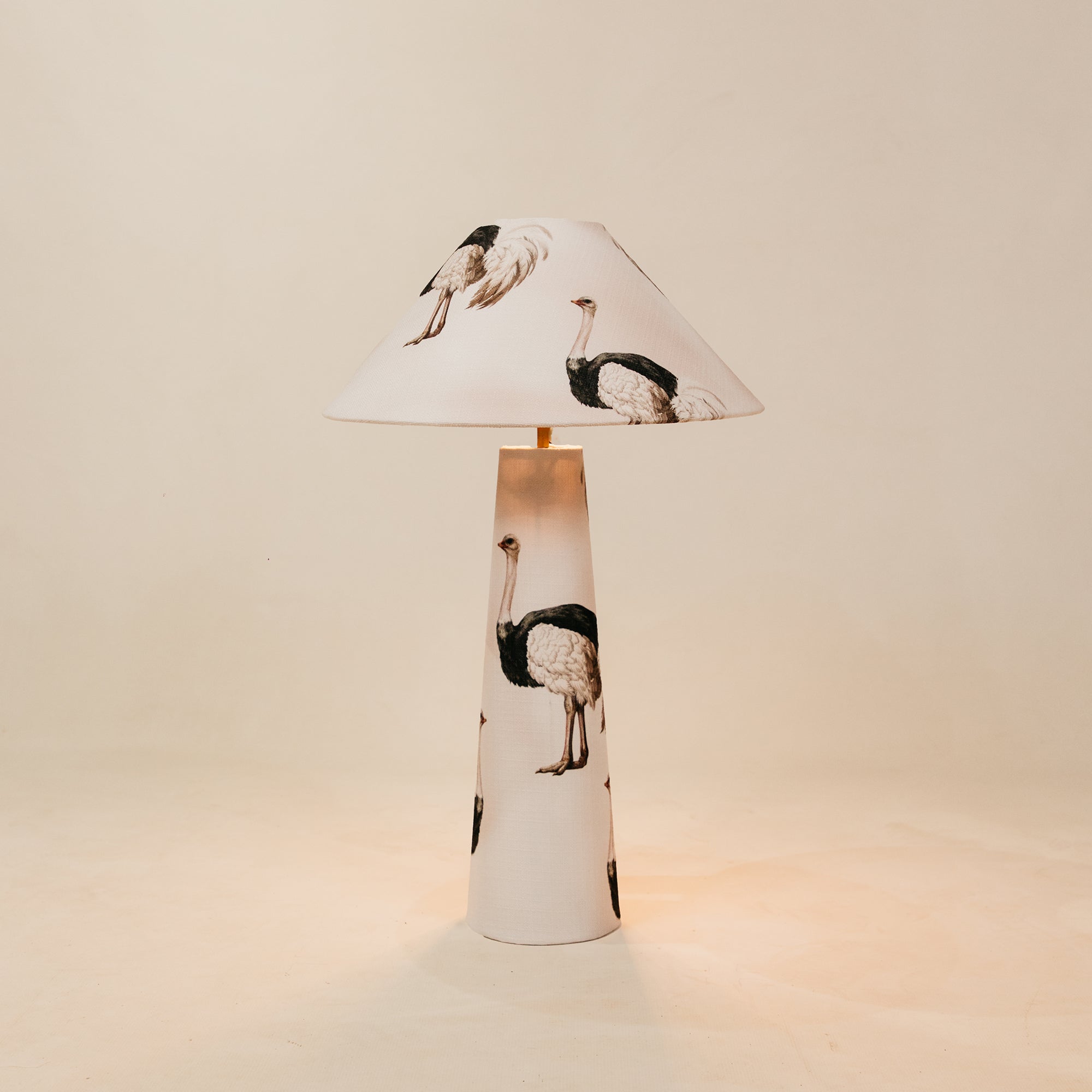 Fine Feathered Friend Fusion Table Lamp