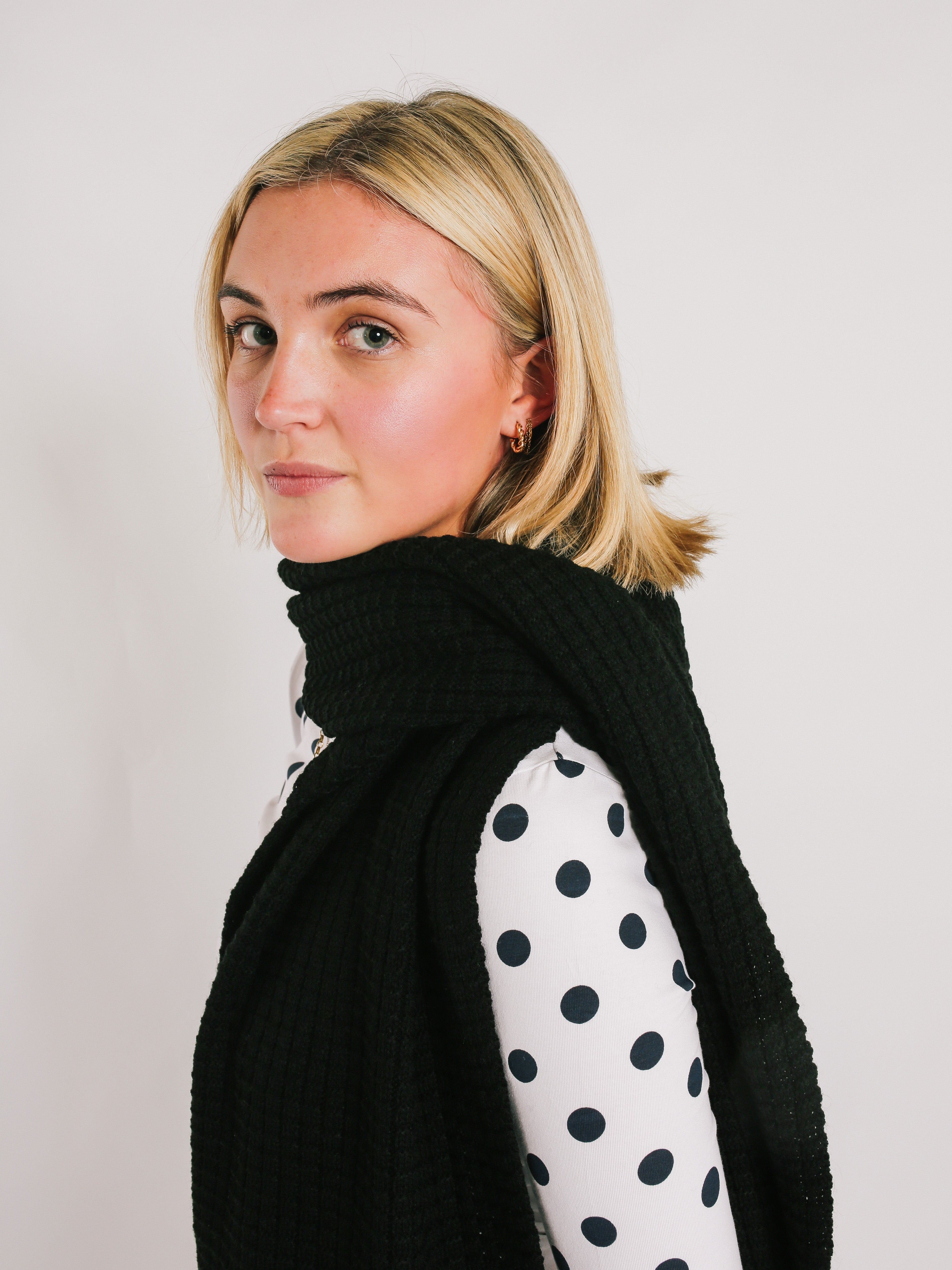 Hooded Scarf - Black