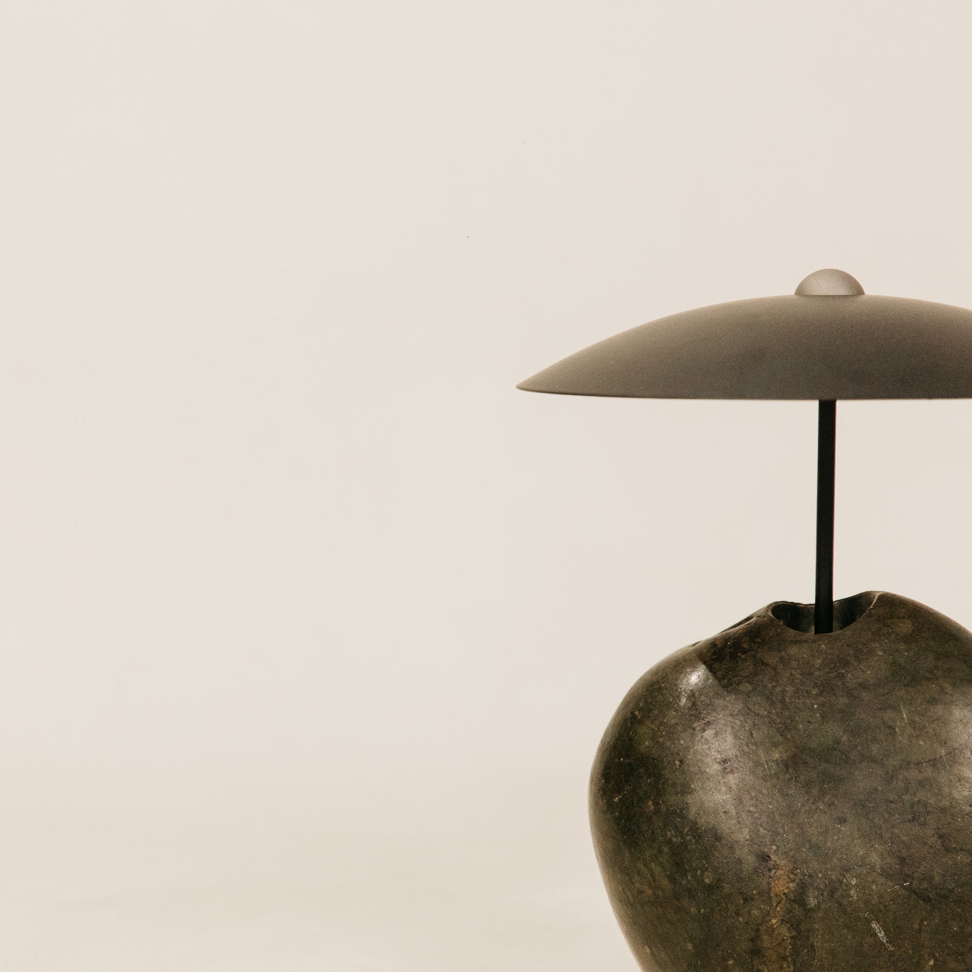 Gaia Stone Table Lamp – Black