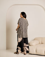 Peacock Pants - Black Floral