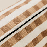 Grid Mesh Linear Scatter – Natural & White