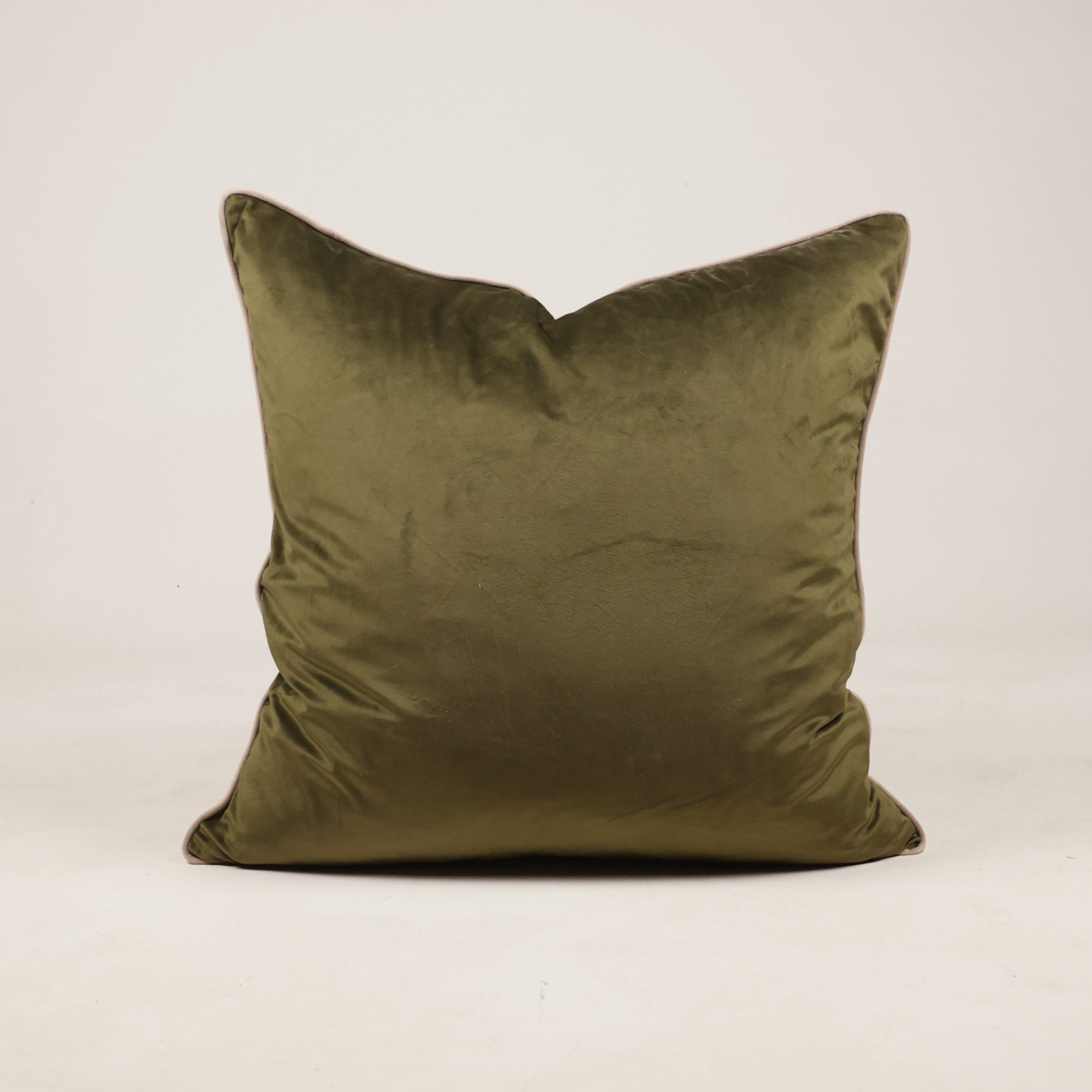 Velvet Scatter – Oil Green