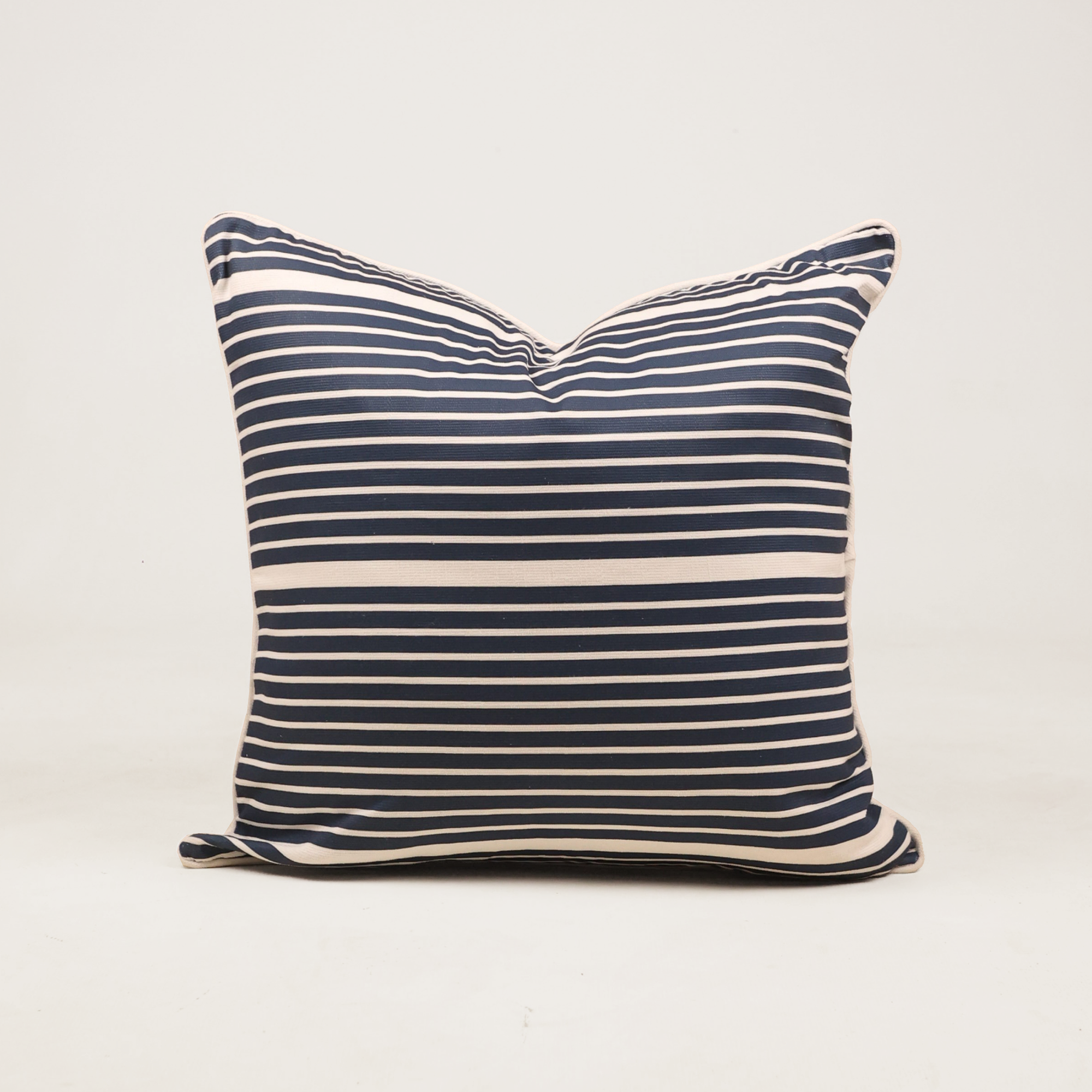 Savanna Stripe Scatter – Navy