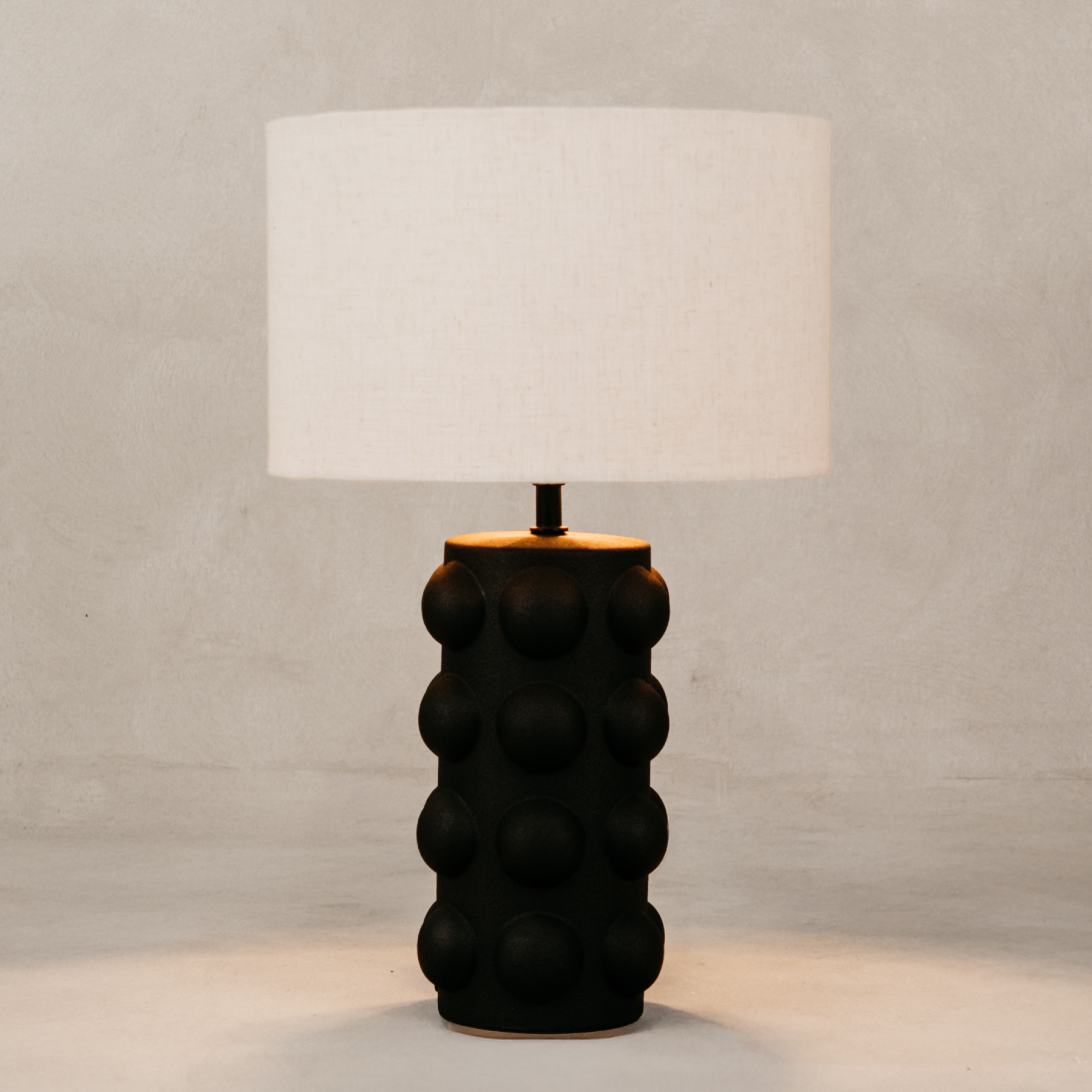 Marula Table Lamp with Linen Shade – Black