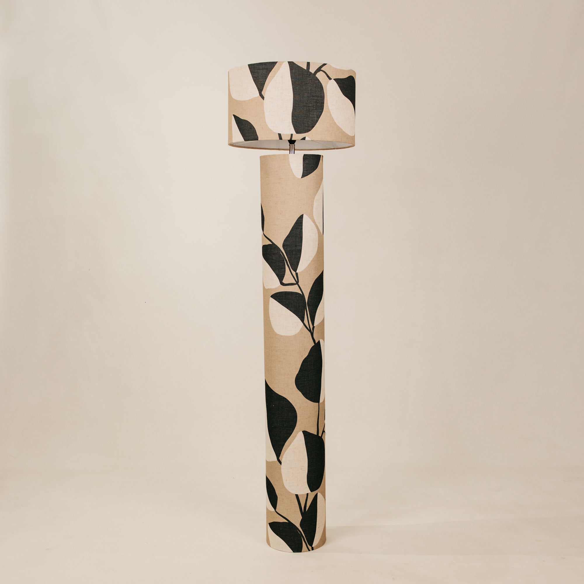 Mono Leaf Barrel Floor Lamp