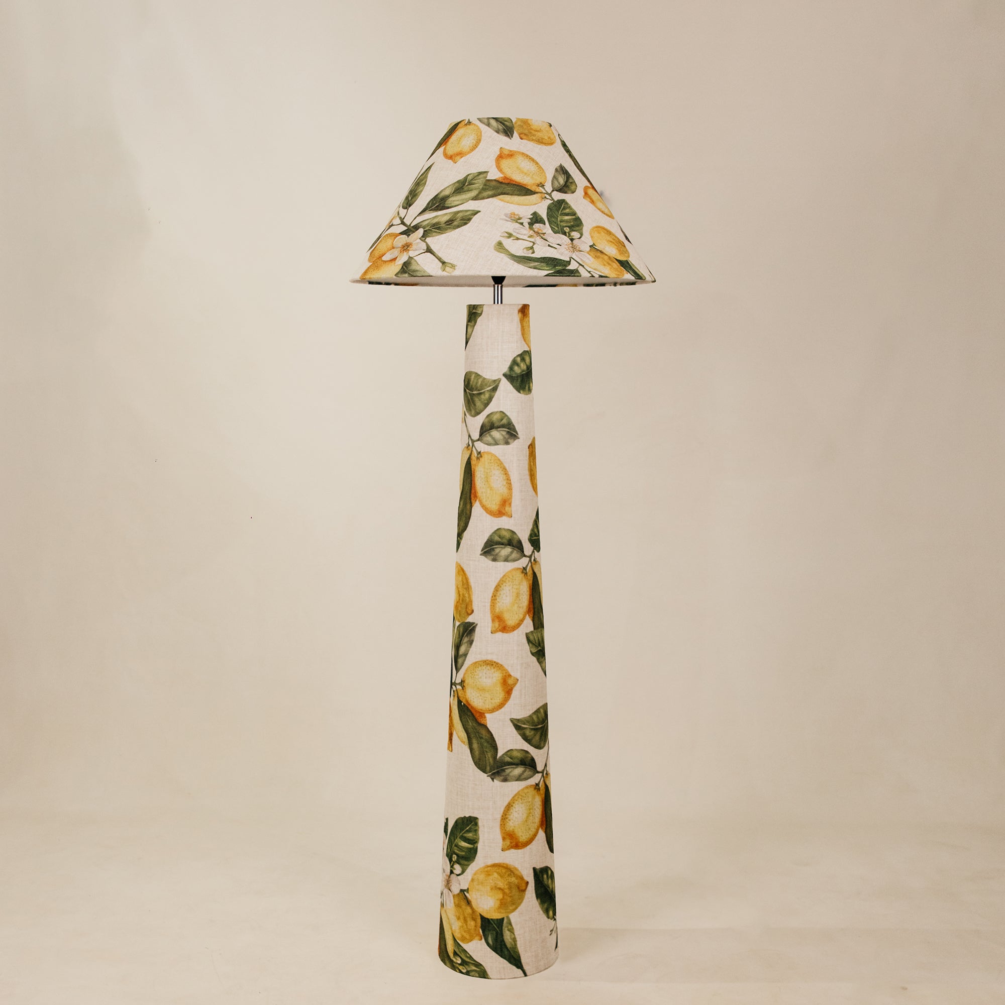 Moody Lemons Fusion Floor Lamp – Natural