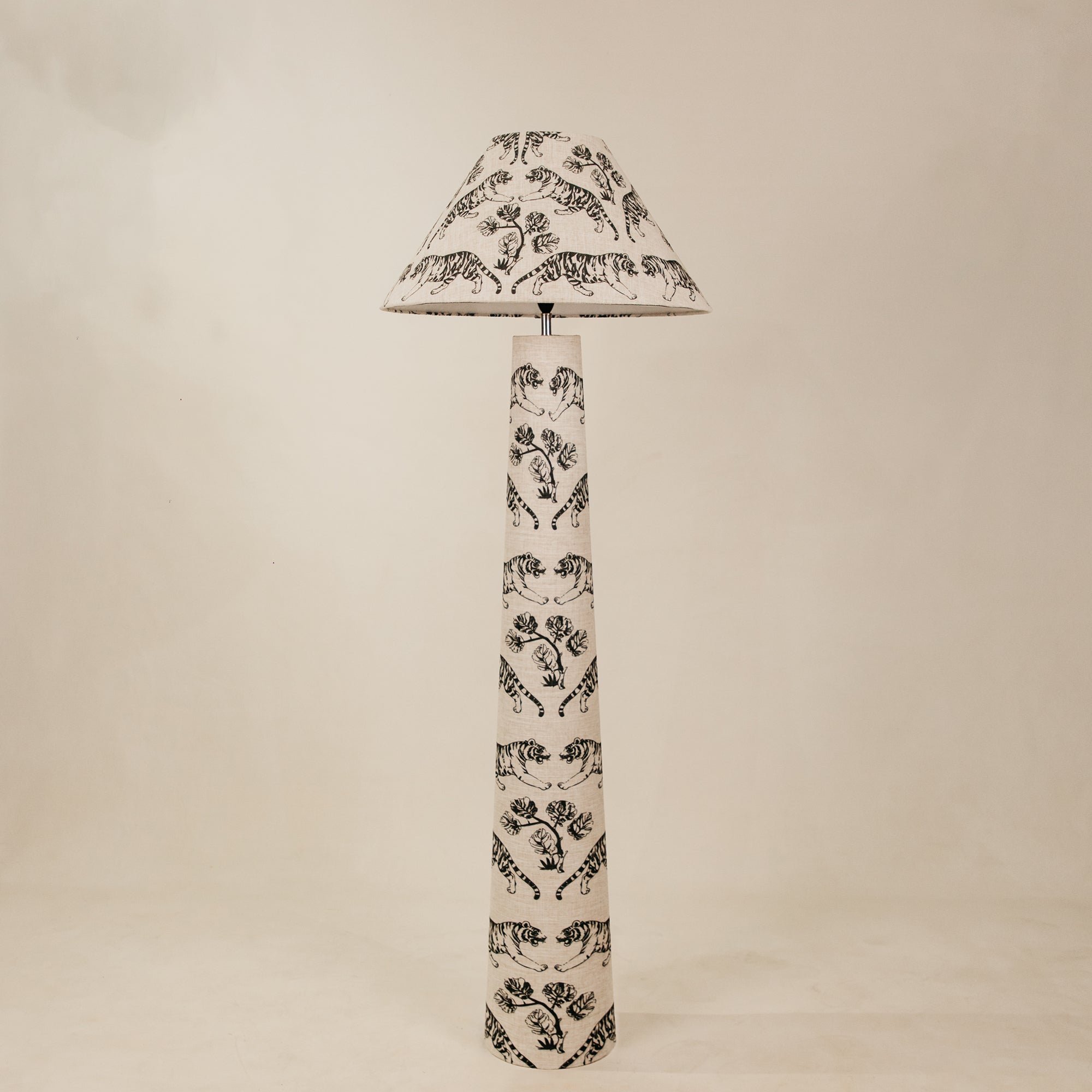 Tigris Fusion Floor Lamp