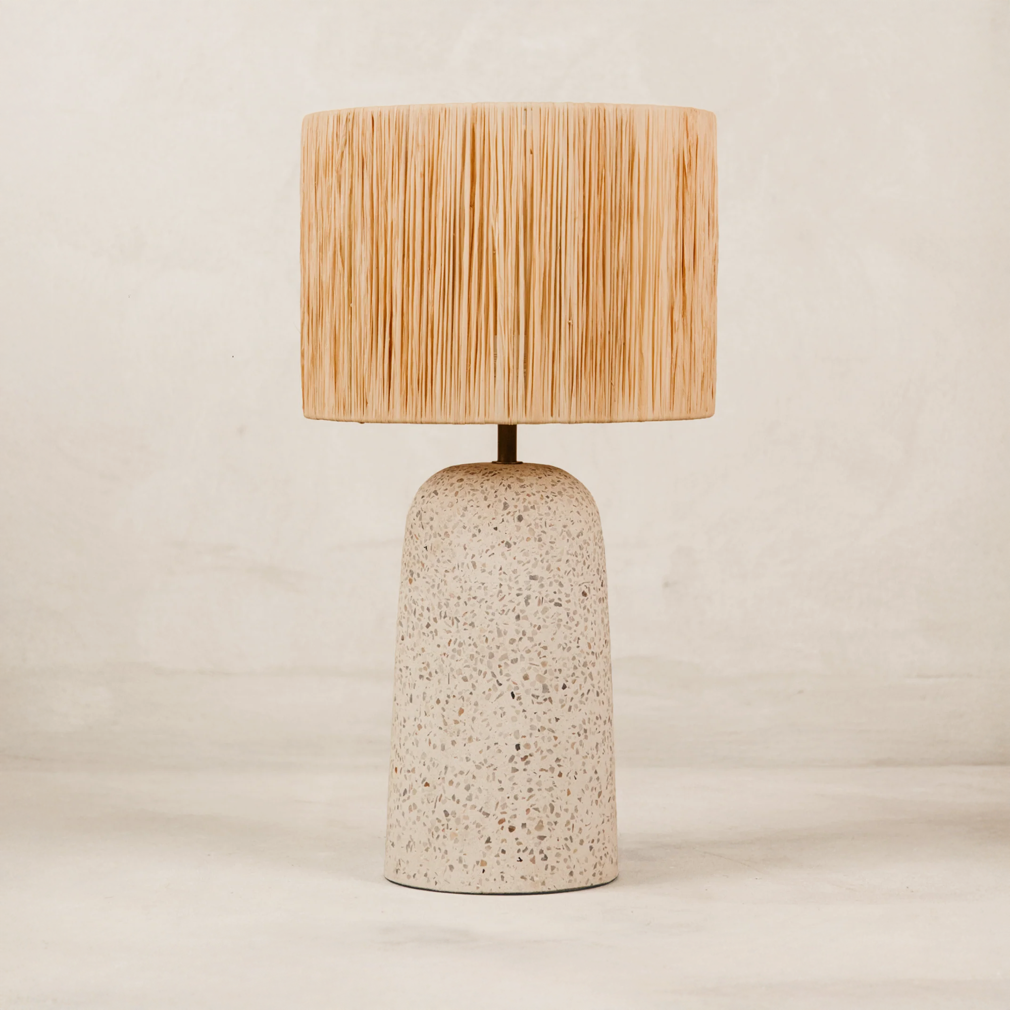 Togo Terrazzo Table Lamp with Raffia Shade – Natural
