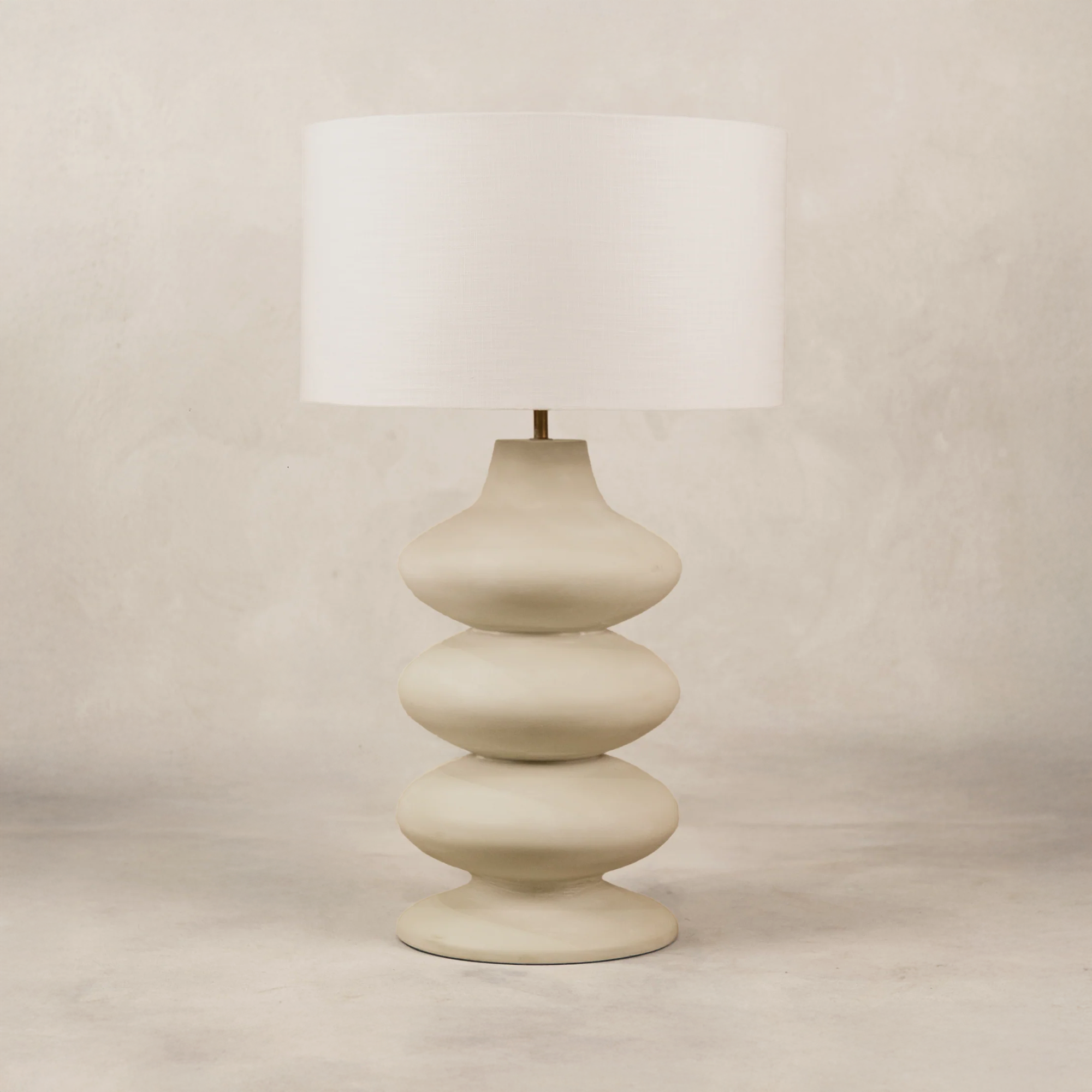 Yoruba Table Lamp with Linen Shade – Cream