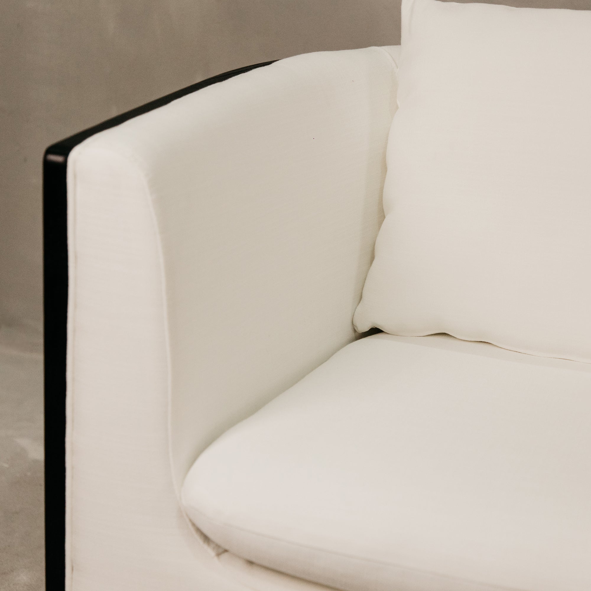 Horizon Large Three Seater Couch – Black & White