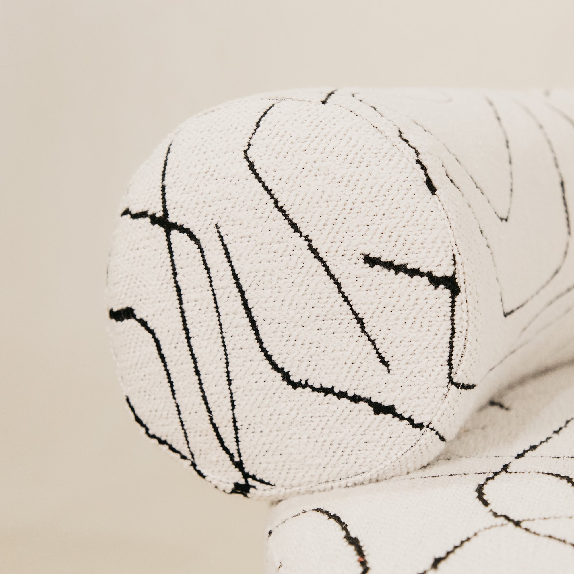 Imani Leisure Chair – Black & White