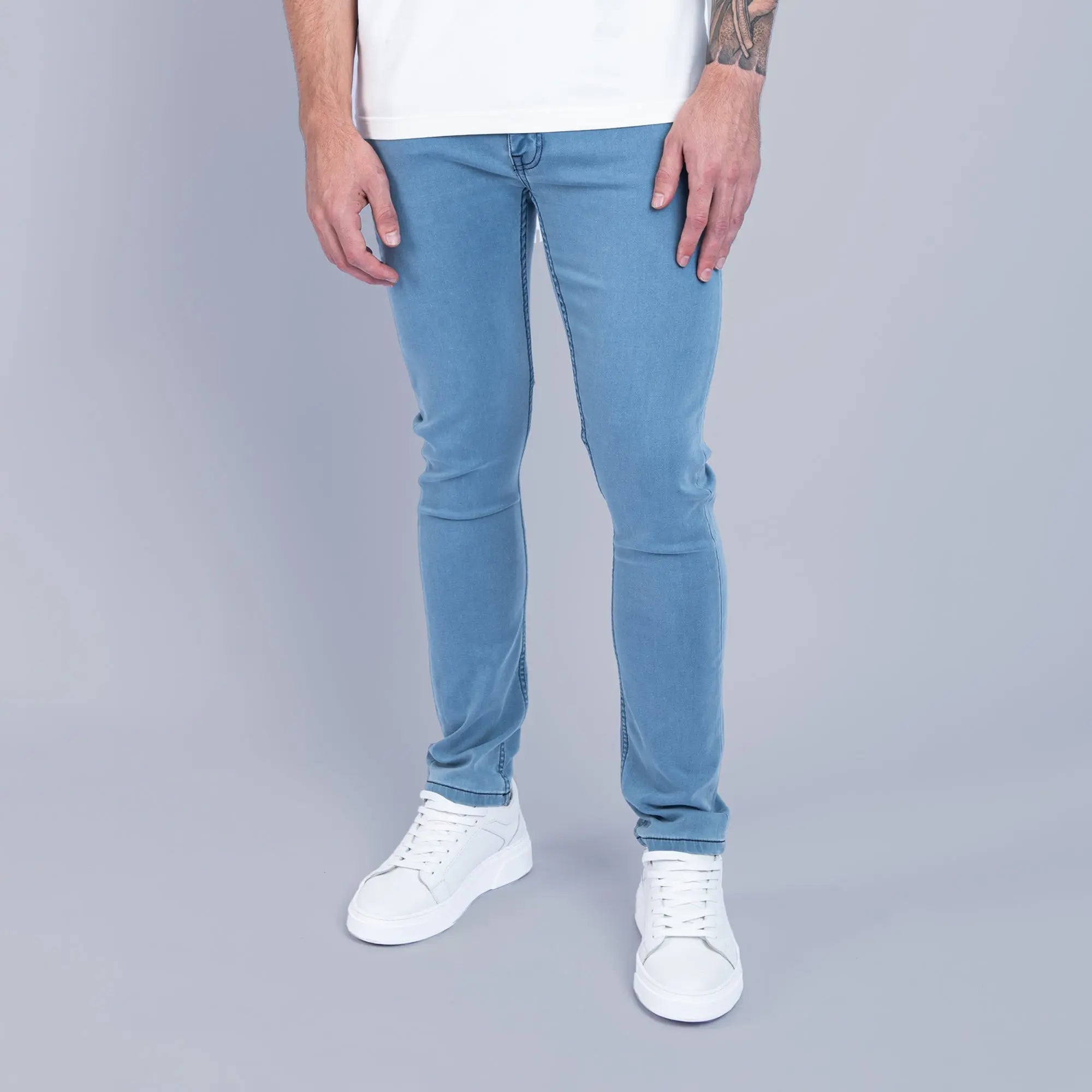 Iconic Sky Slim Fit Jeans
