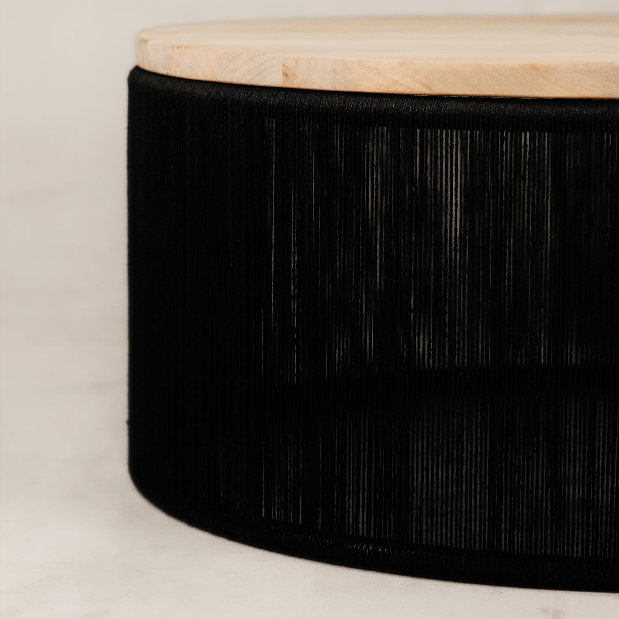 Ijuthi Coffee Table – Blonde & Black