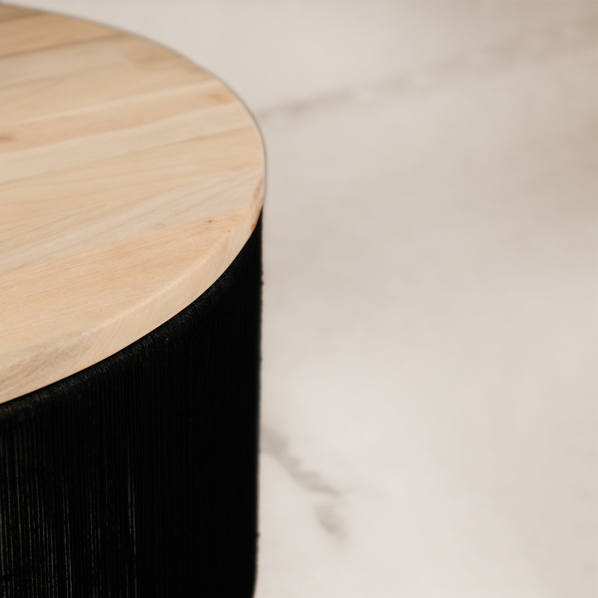 Ijuthi Coffee Table – Blonde & Black